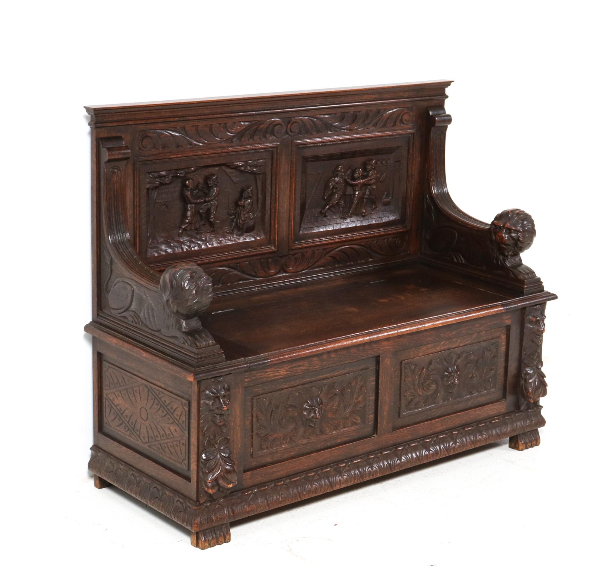 Dutch Oak Renaissance Revival Hall Bench with Hand-Carved Lions, 1890s For Sale