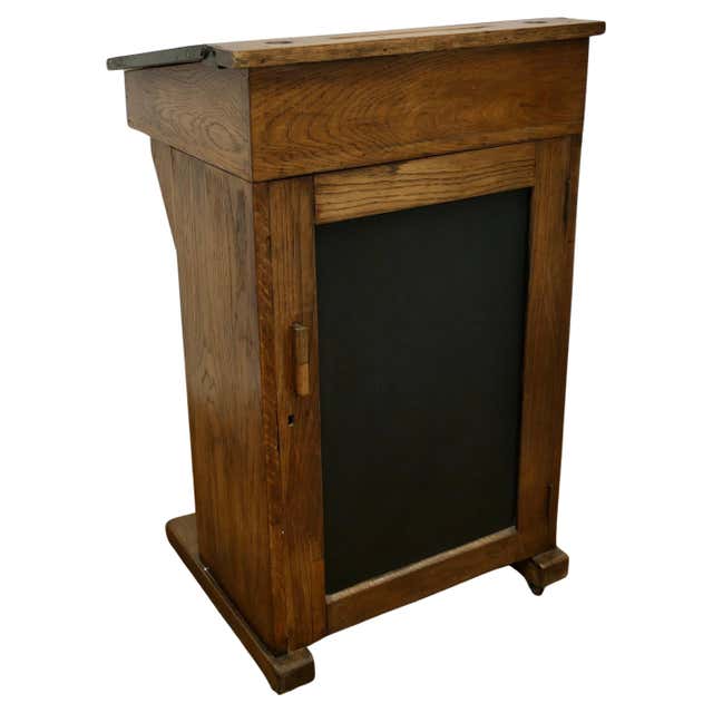 Medium Oak Hotel Restaurant Reception Hostess Greeting Station, Greeter ...