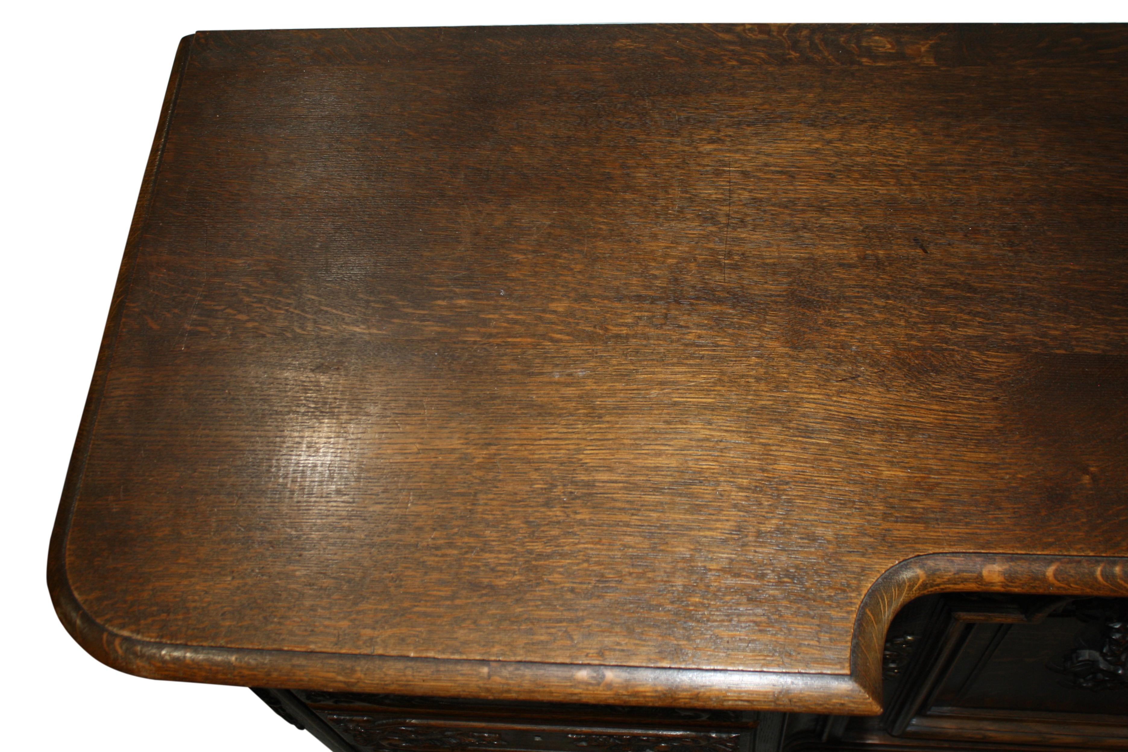 Oak Reverse Breakfront French Country Server, circa 1900 For Sale 3