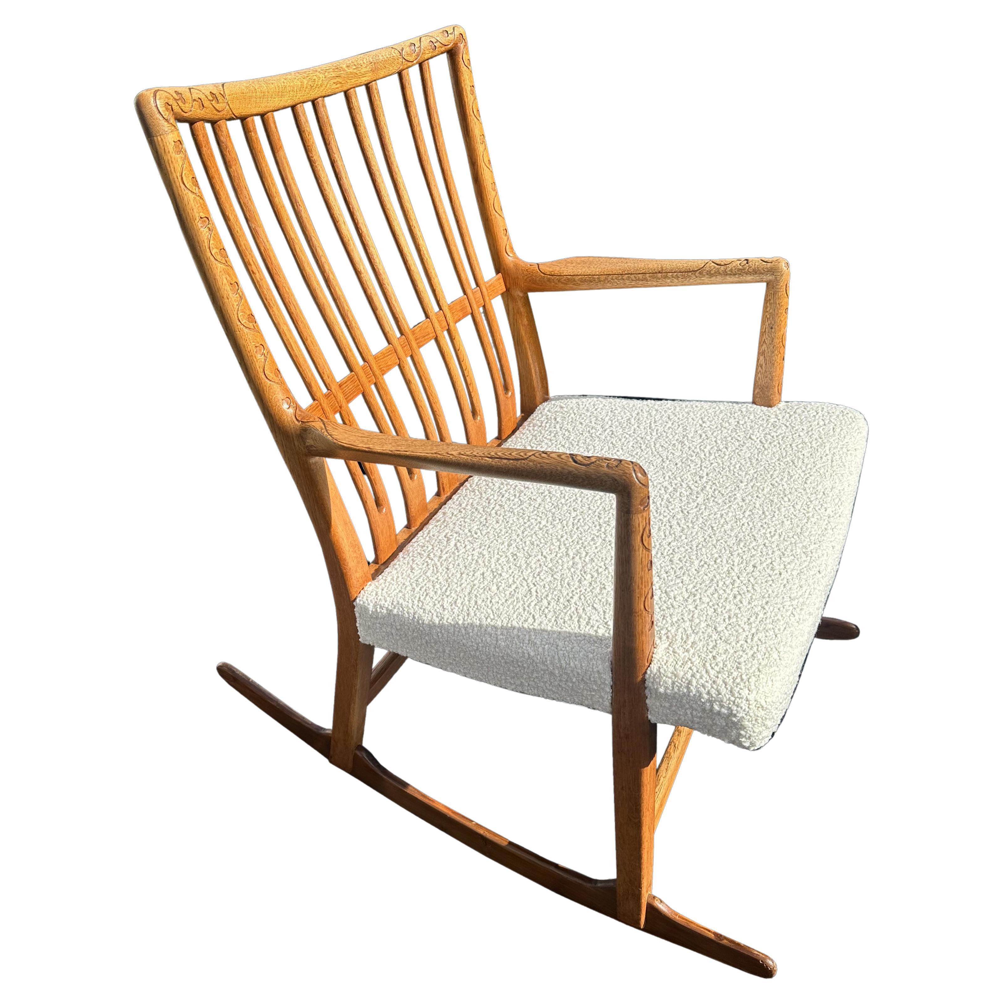 Chaise à bascule en chêne Modèle ML33 de Hans J. Wegner pour Mikael Laursen