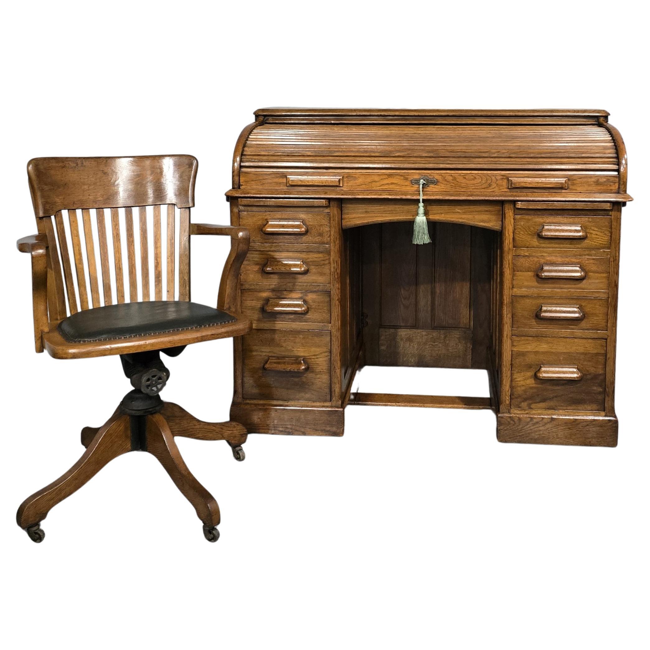 Chaise de bureau assortie et plateau à roulettes en Oak