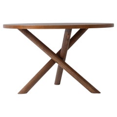 Oak round dining table with crossed leg by Martin Visser for ‘t Spectrum, 1960s