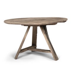Table ronde à plateau basculant en Oak