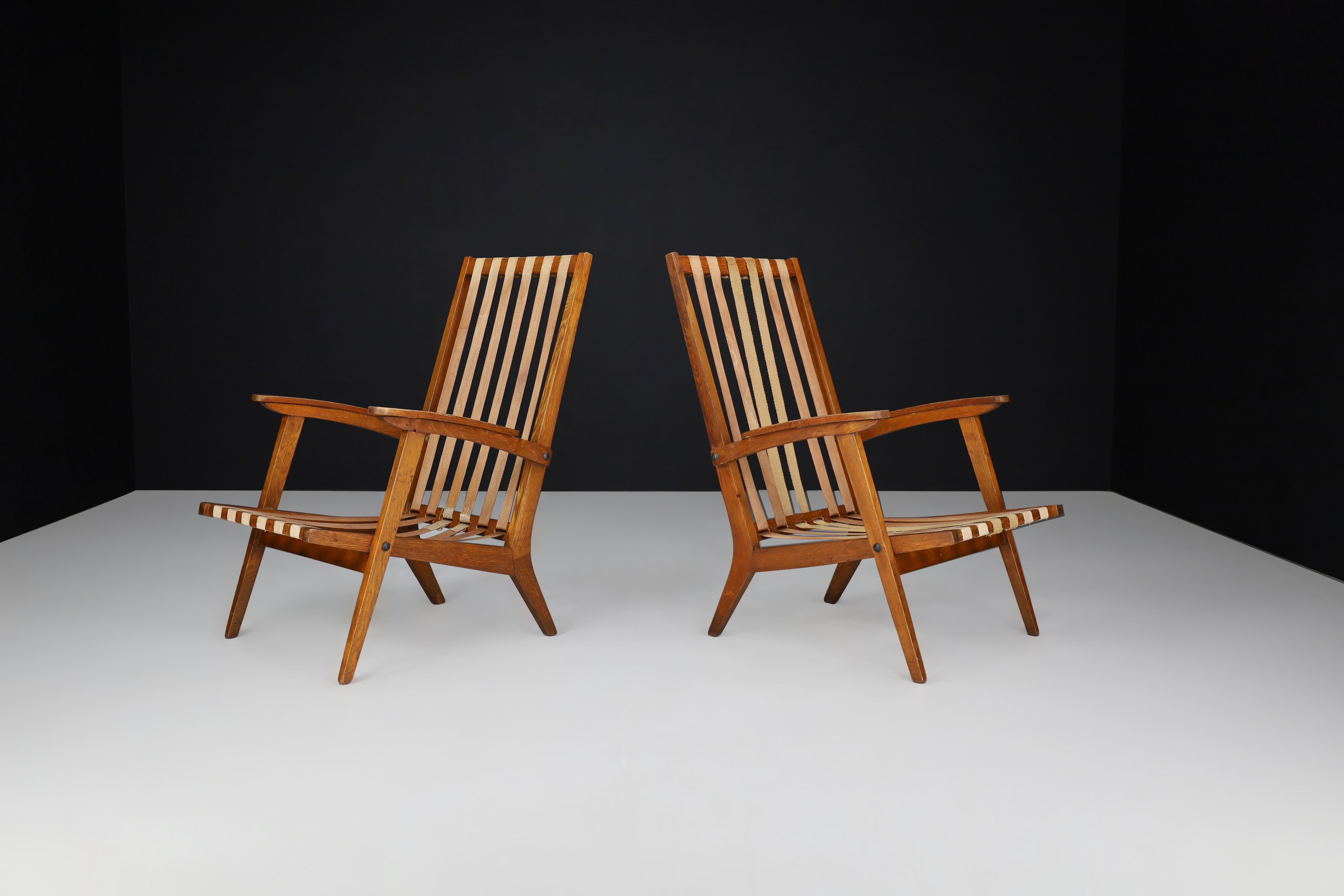 Oak Sculptural Lounge Chairs with Brown Upholstery, France, 1950s In Good Condition For Sale In Almelo, NL
