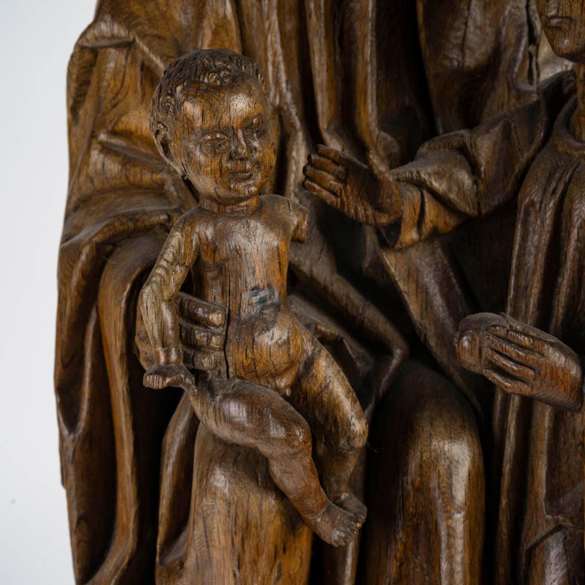 Francese Scultura di Sant'Anna in Oak, XVI secolo. in vendita