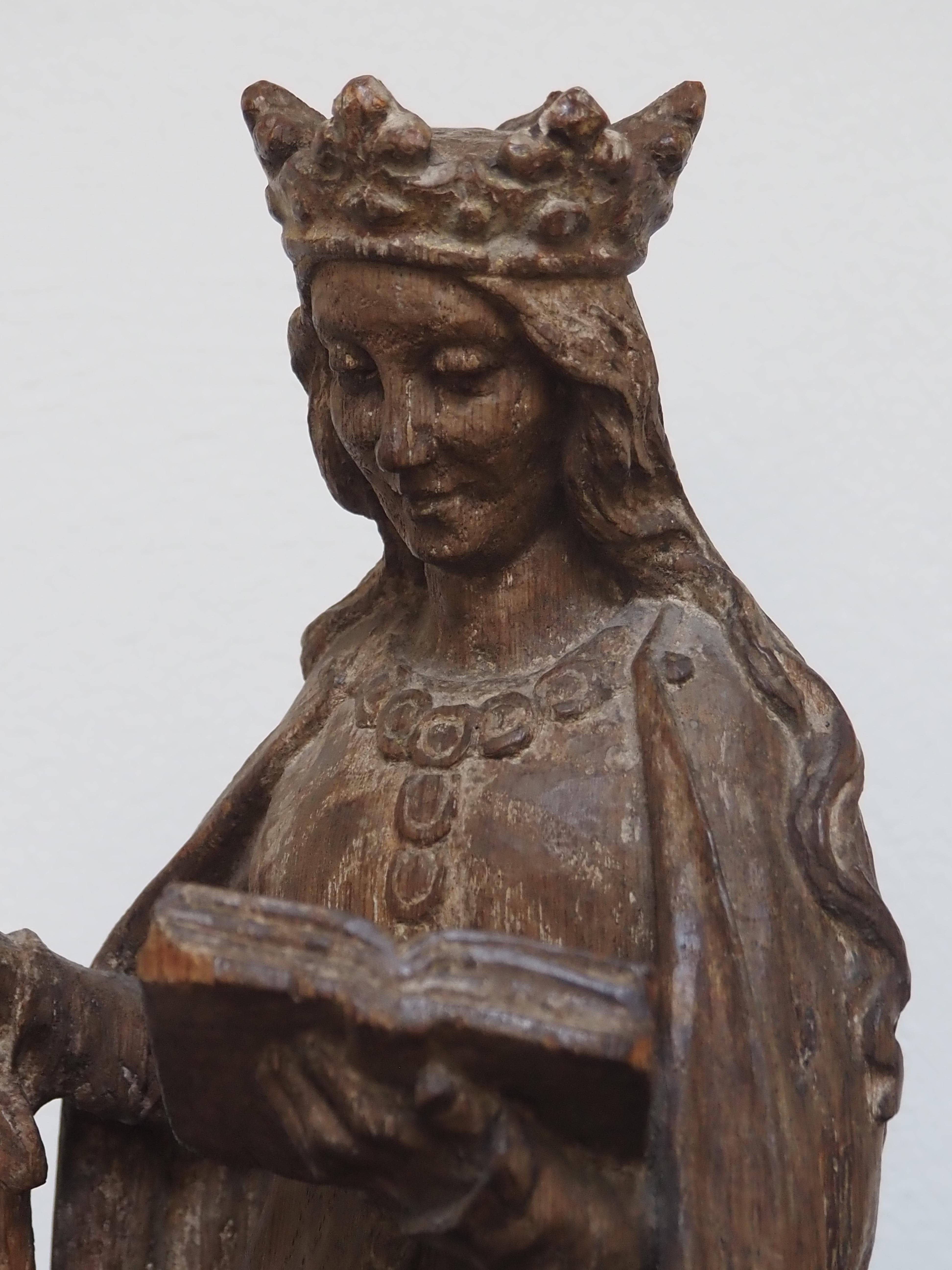 Quercia Scultura in Oak raffigurante Santa Caterina d'Alessandria, inizio XVII secolo in vendita