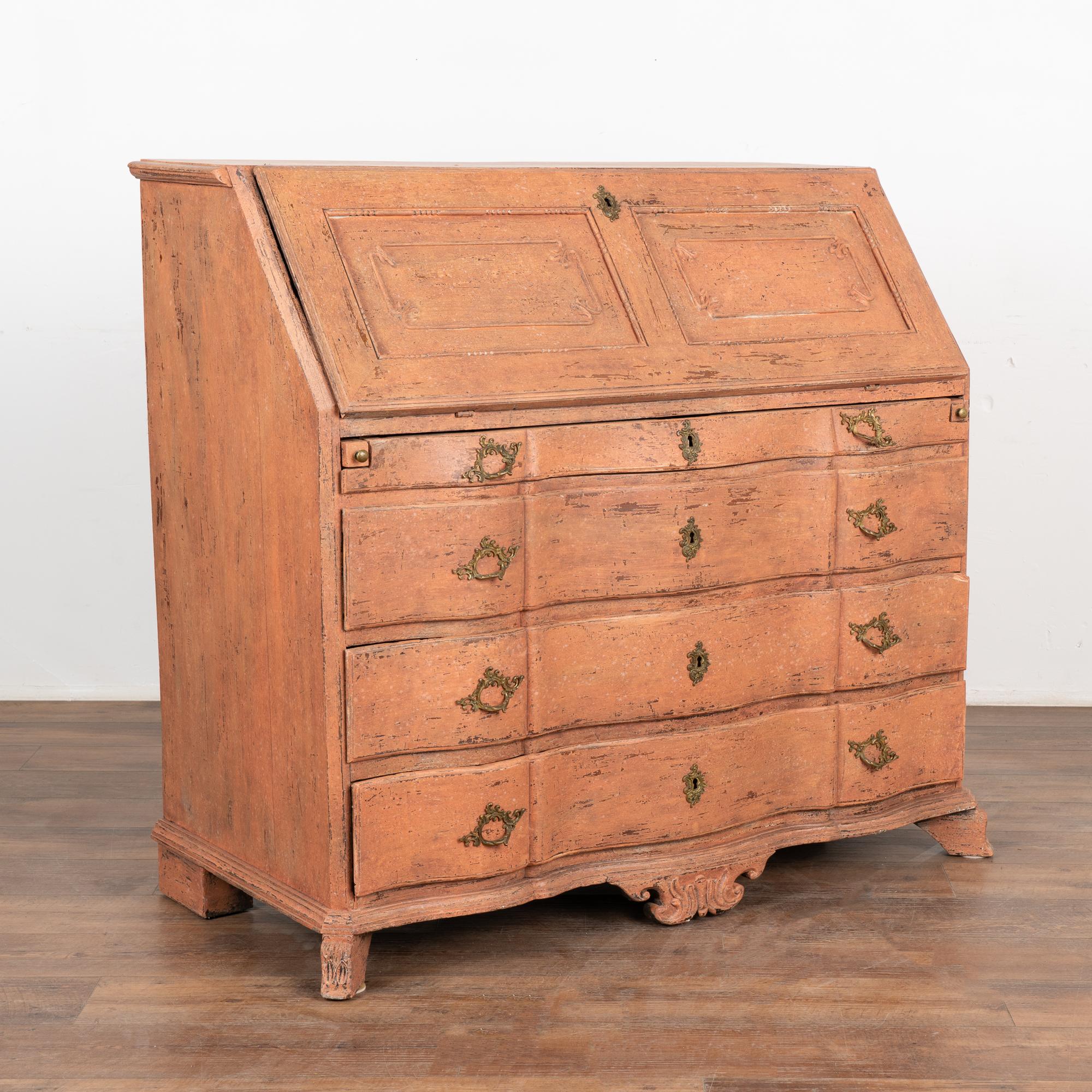 Oak Secretary Bureau With Painted Finish from Sweden circa 1760-1800 In Good Condition For Sale In Round Top, TX