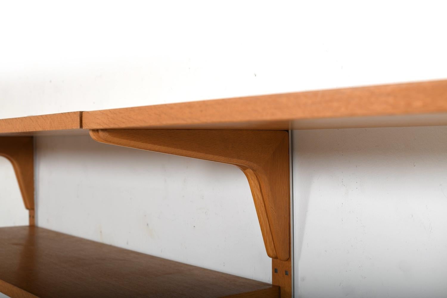 Estantería de roble de HG Furniture Dinamarca Años 60 siglo XX en venta