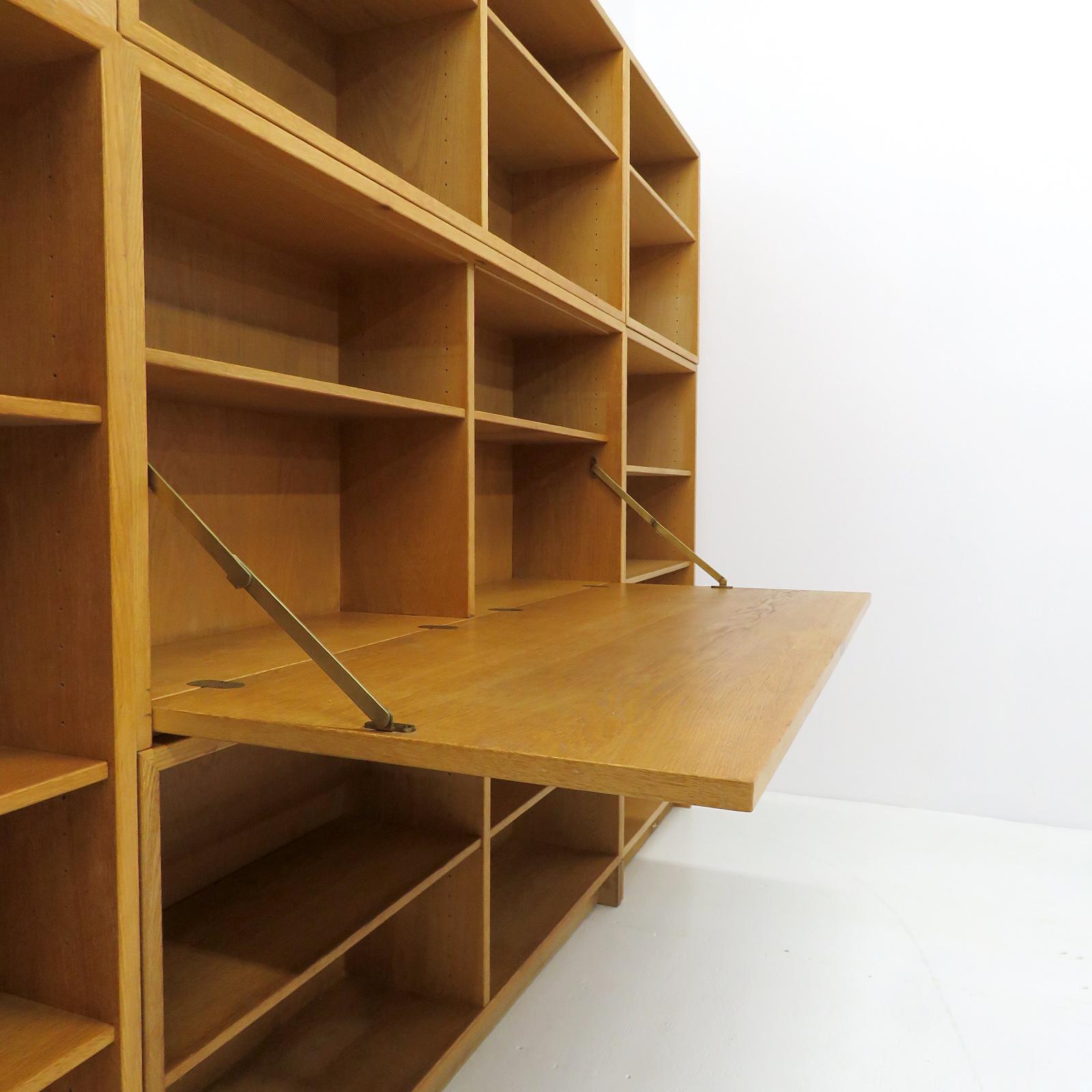 Danese Sistema di scaffali in Oak di Børge Mogensen per AB Karl Andersson, 1960 in vendita