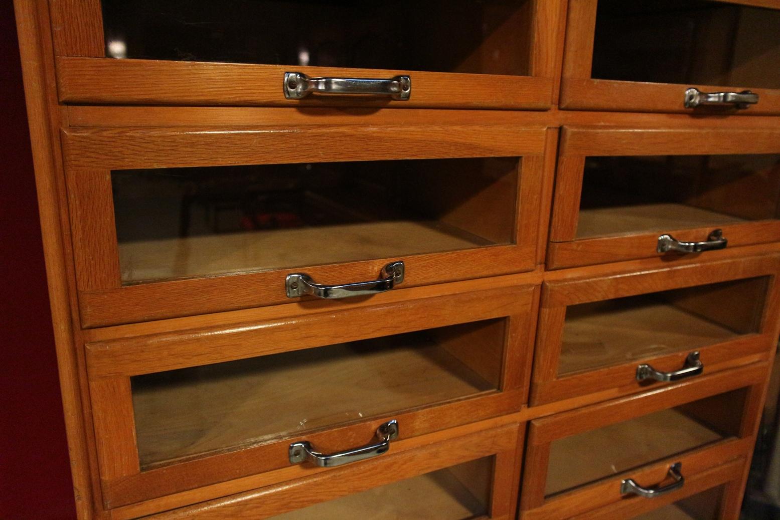 Oak Shop Display Cabinet with 20 Drawers 1