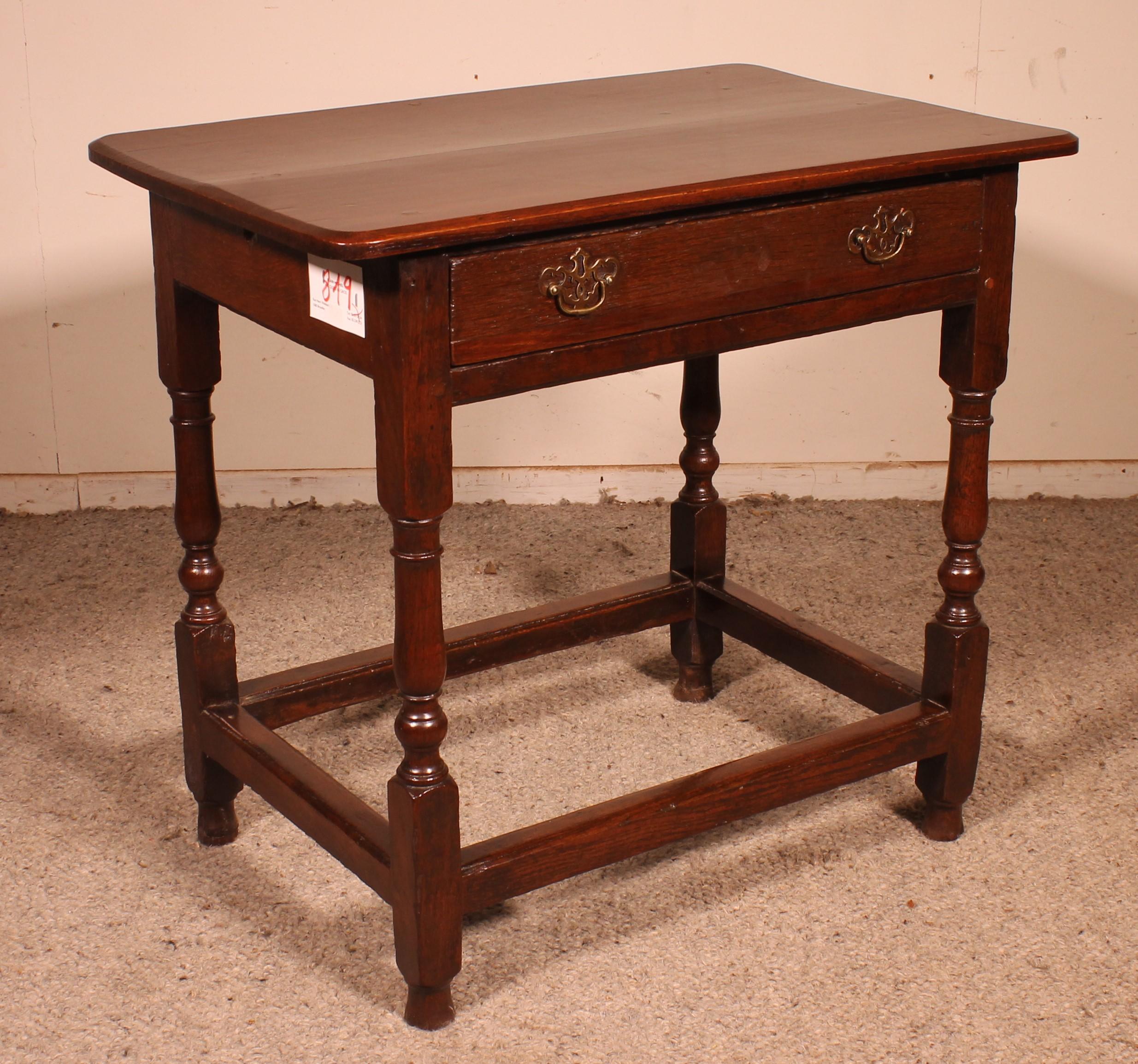 Oak Side Table -18 ° Century For Sale 1