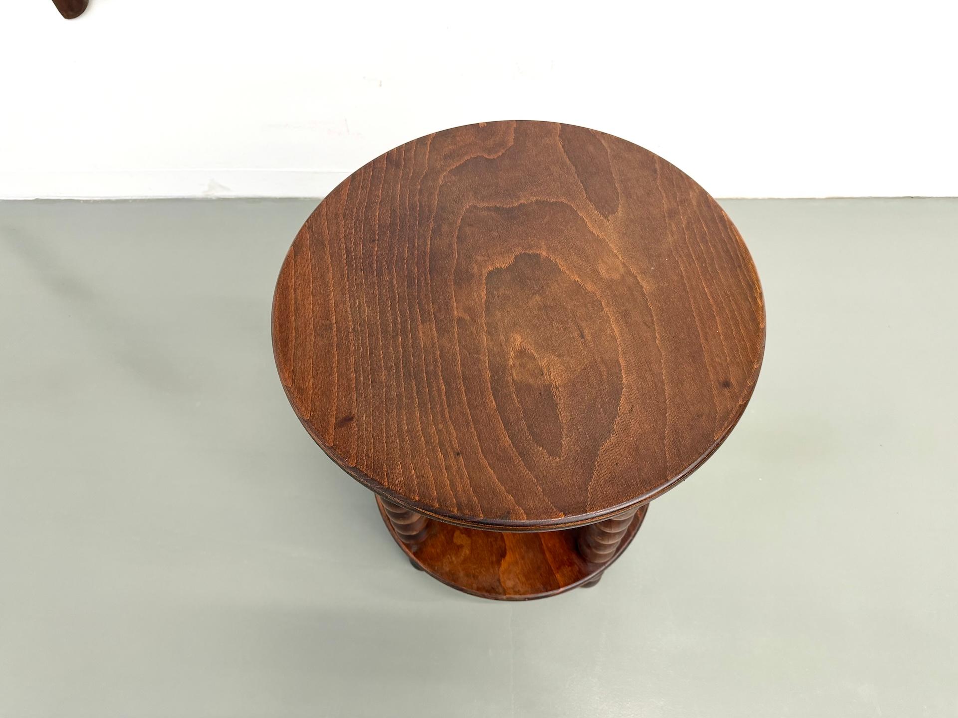 Tavolino in Oak attribuito a Charles Dudouyt, 1940 circa. In condizioni buone in vendita a LYON, FR