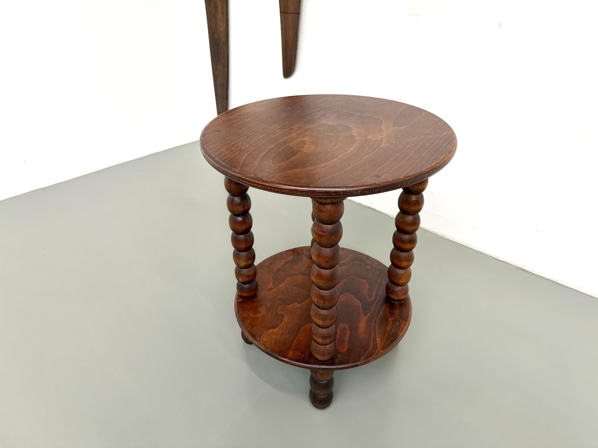 Tavolino in Oak attribuito a Charles Dudouyt, 1940 circa. in vendita 2