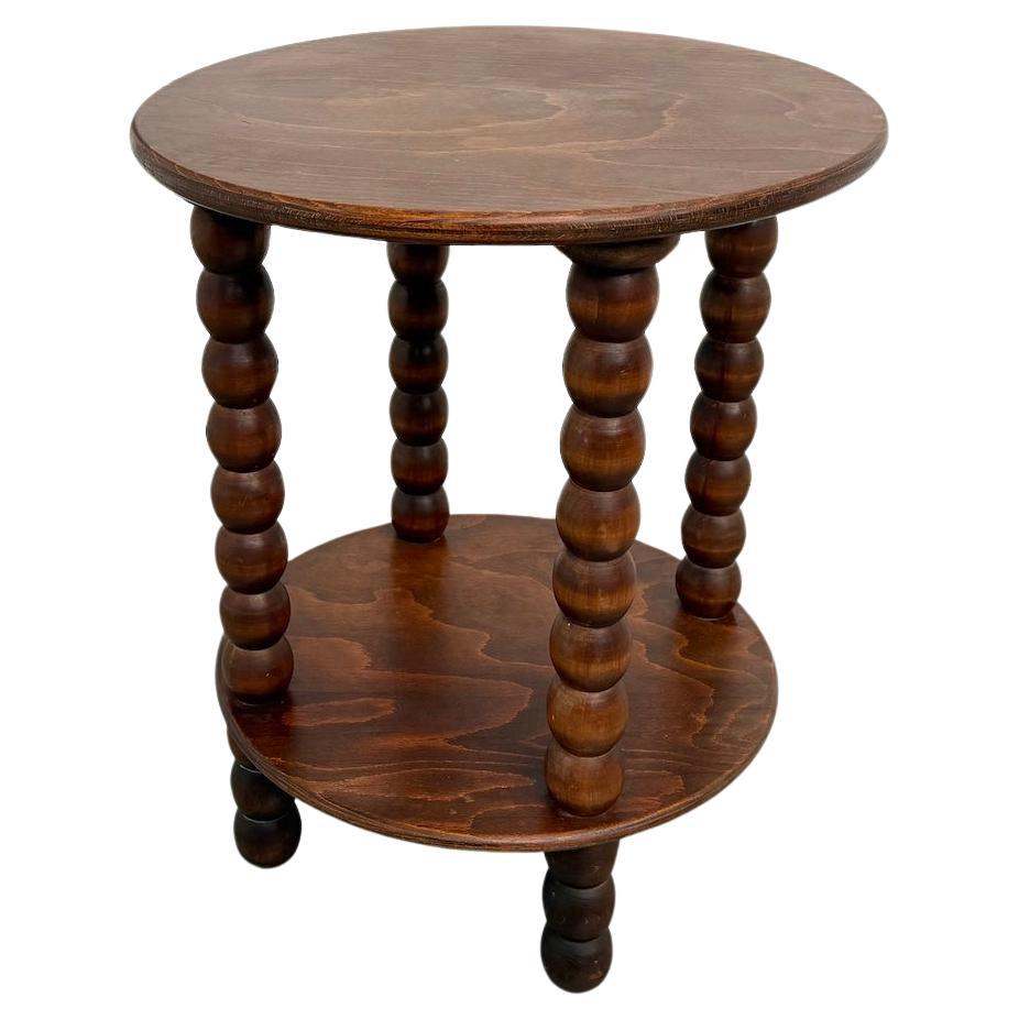 Table d'appoint en Oak attribuée à Charles Dudouyt, vers 1940.