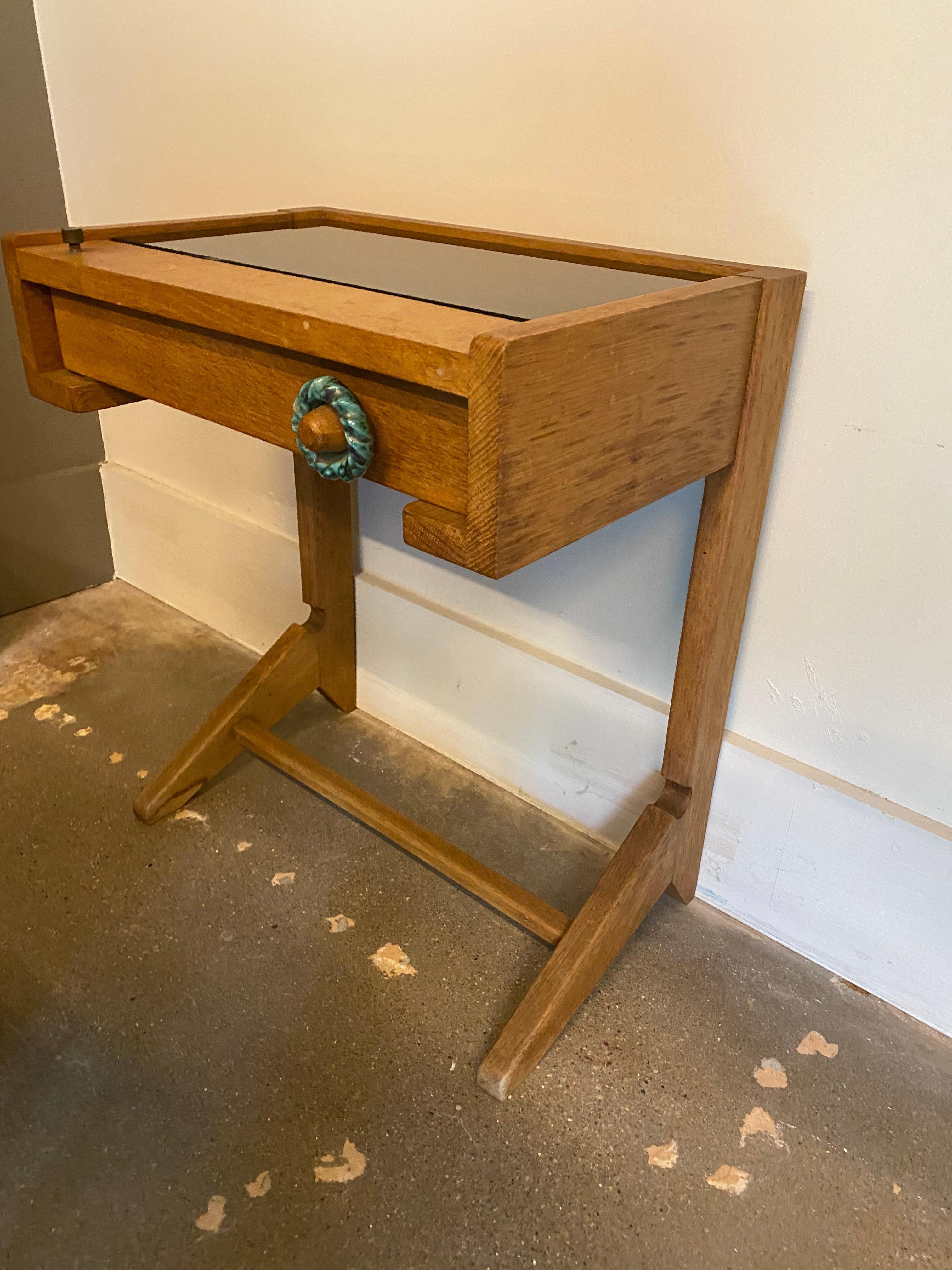 Oak Side Table, Guillerme et Chambron, France, 1960's In Good Condition For Sale In Austin, TX