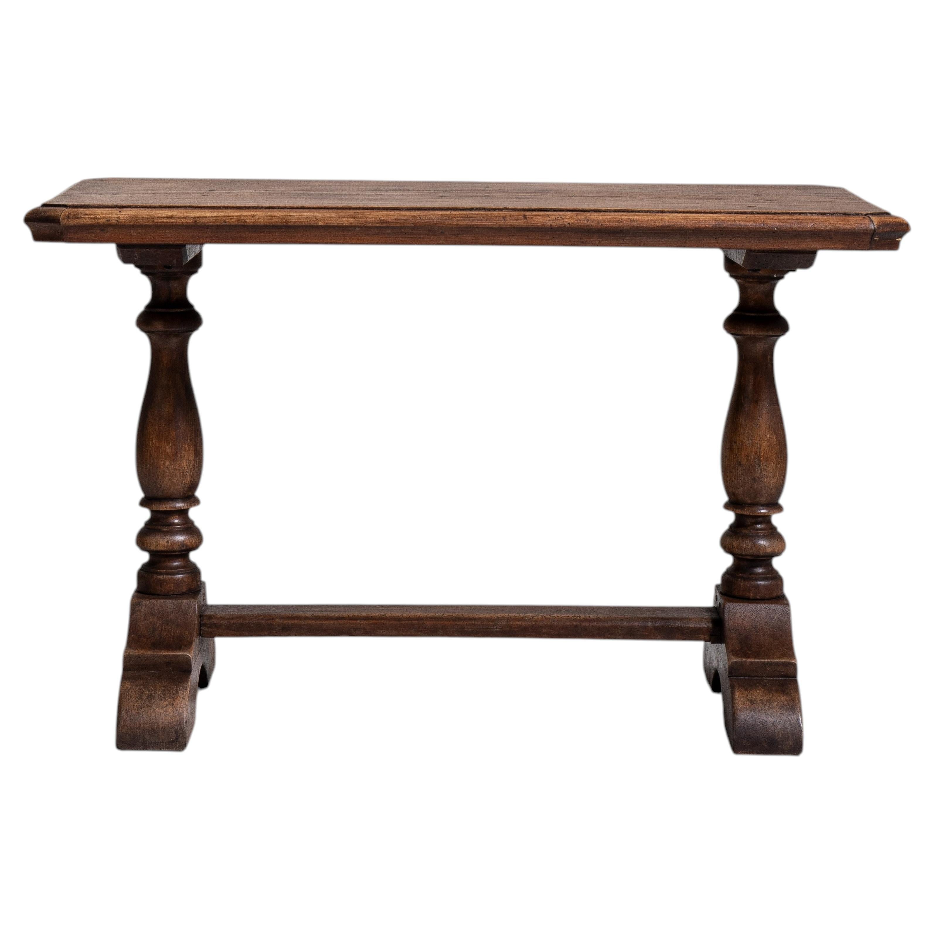 Oak Side Table In Original Patina For Sale