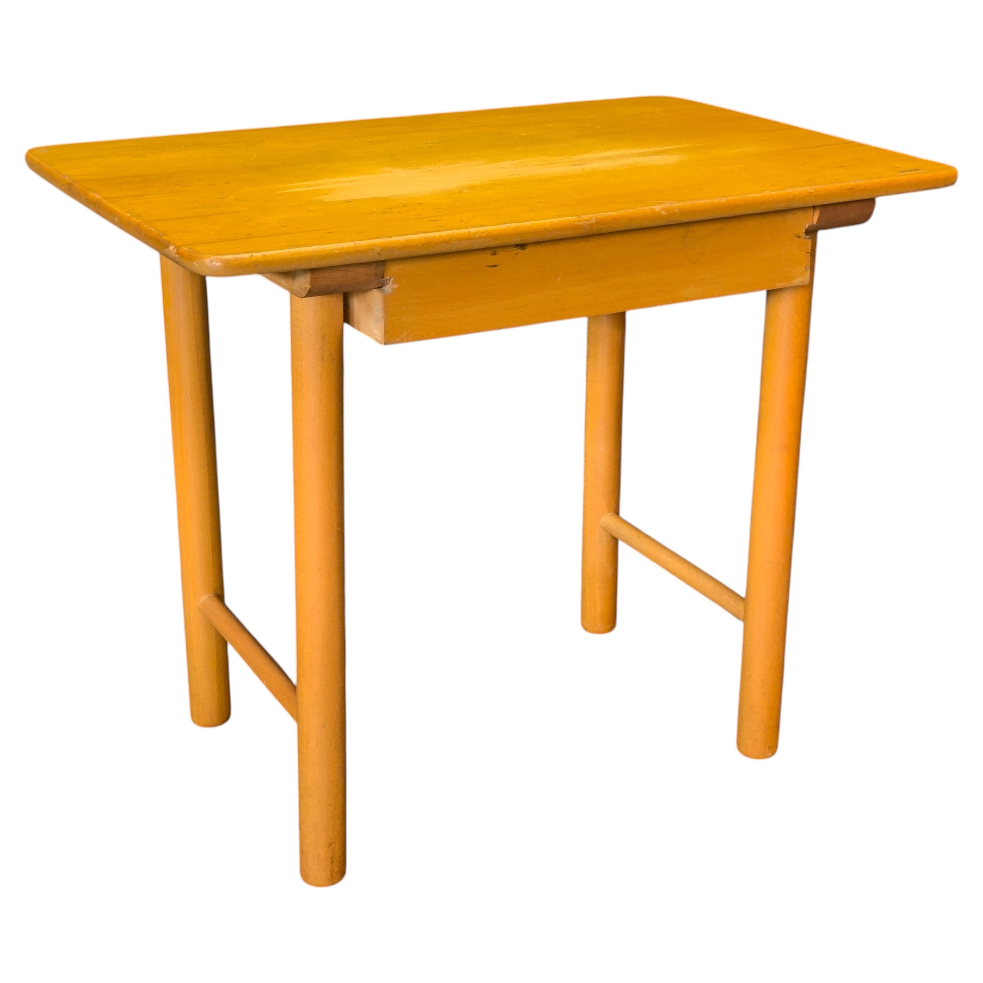 Tavolino in Oak con cassetto in vendita