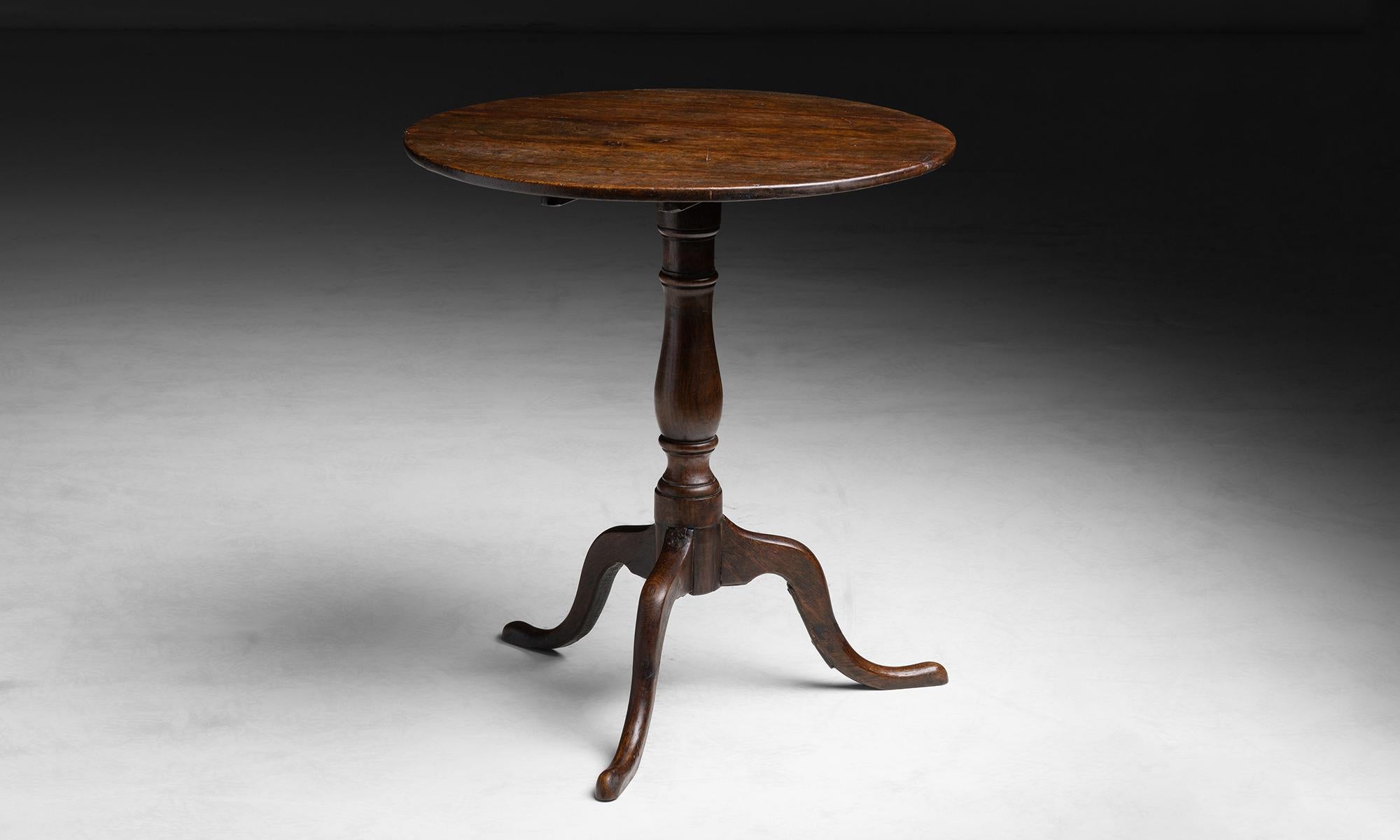 Queen Anne Oak Side Tilt Top Table, England, circa 1890