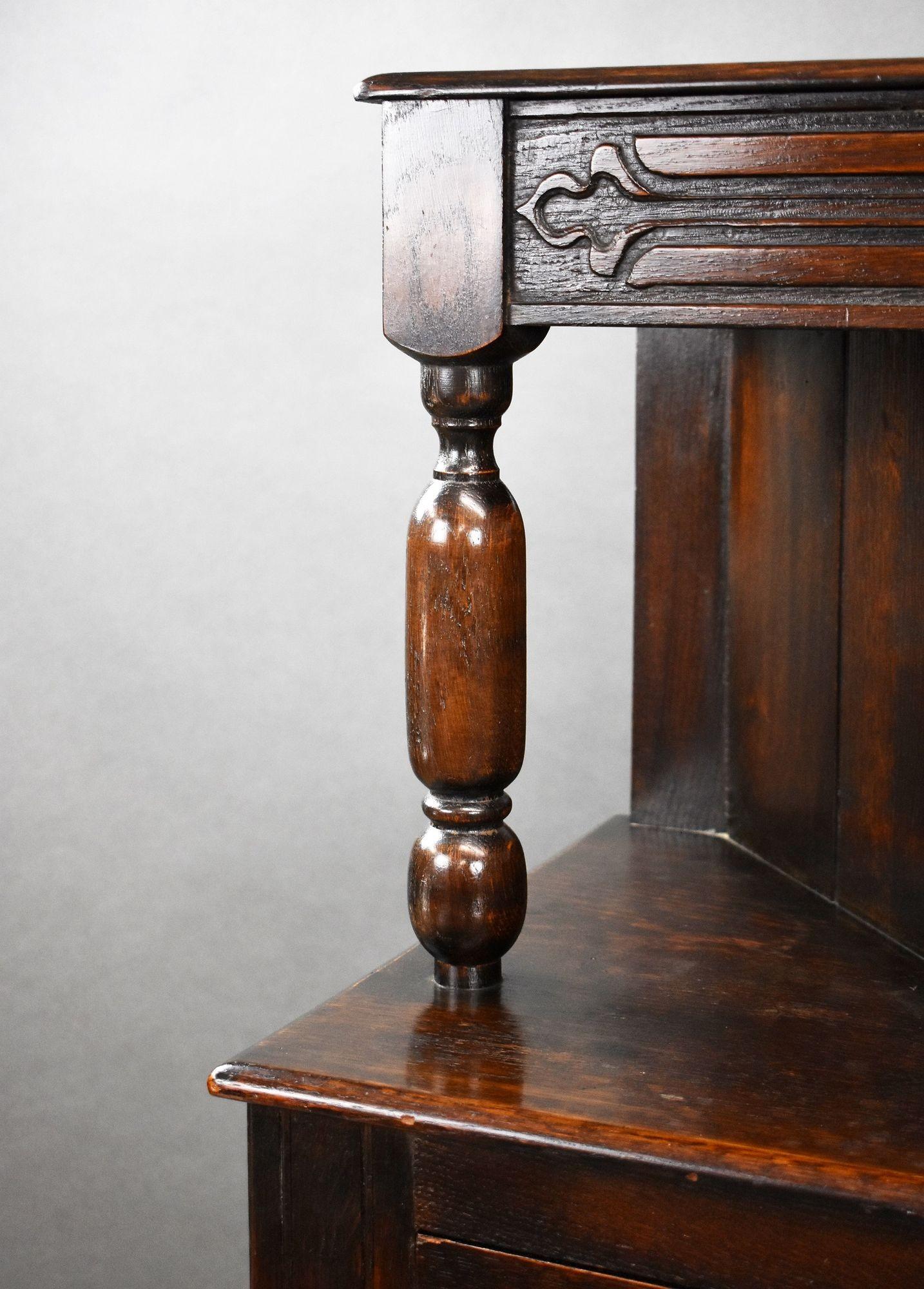 Mid-20th Century Oak Sideboard-Buffet For Sale