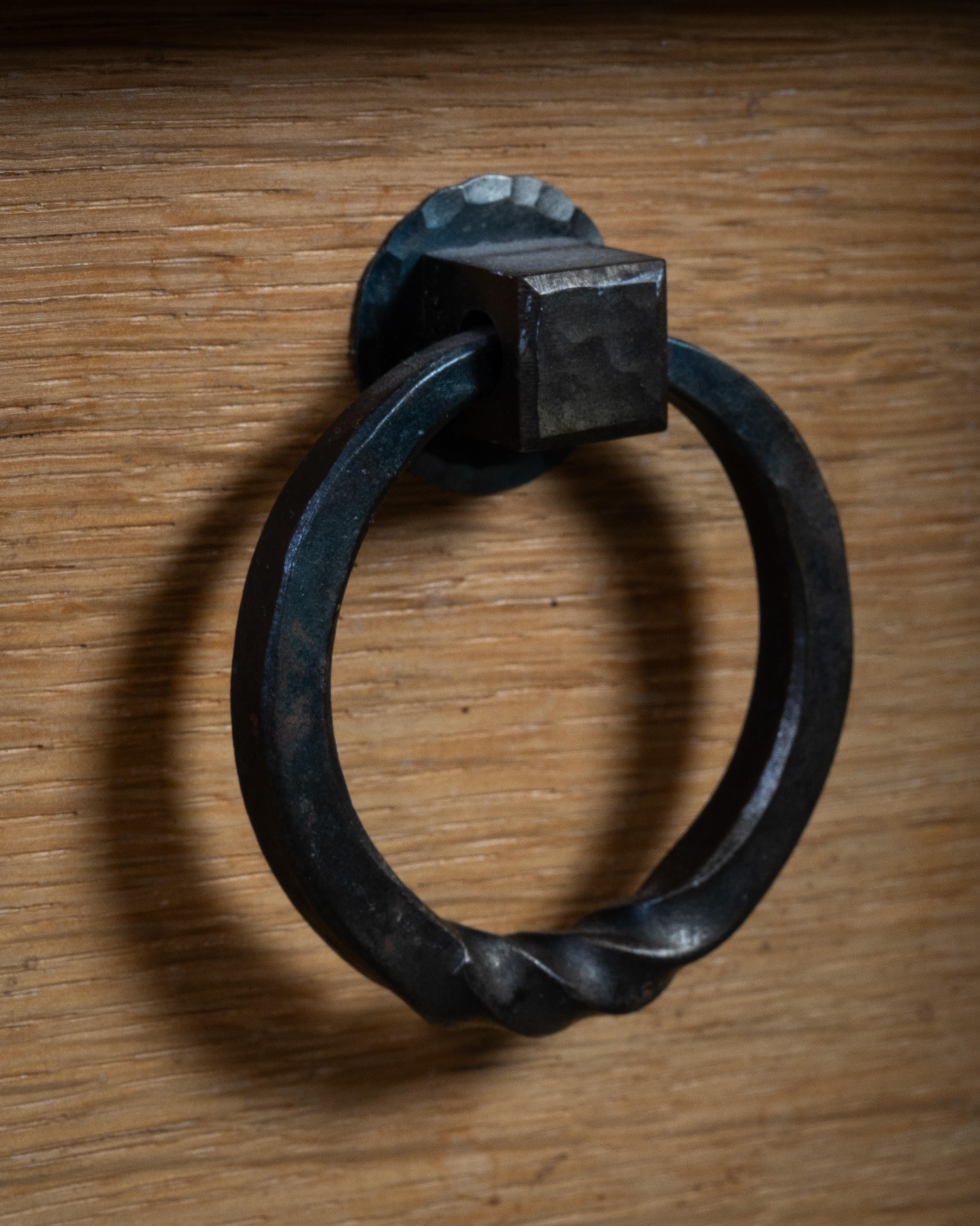 Aparador de roble de Henning Kjærnulf para EG Møbler, década de 1970 en venta 2