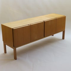 Oak Sideboard by Robert Heritage for Gordon Russell 1969 GR69