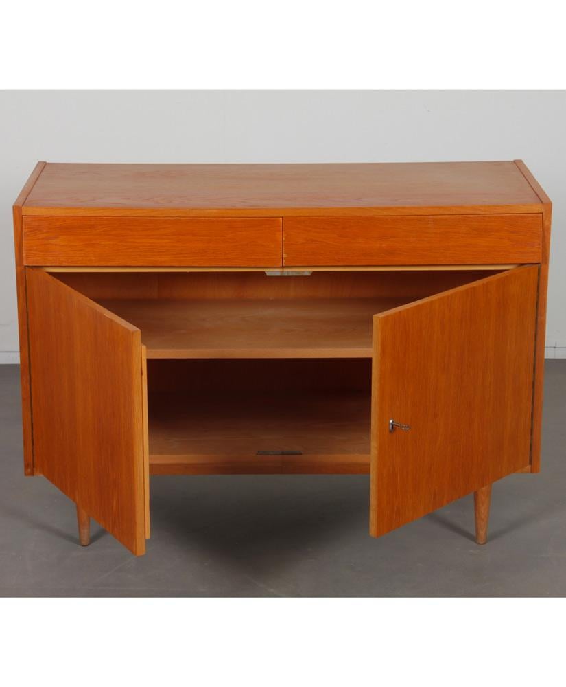 Chêne Buffet en Oak édité par Up & Up dans les années 1960 en vente