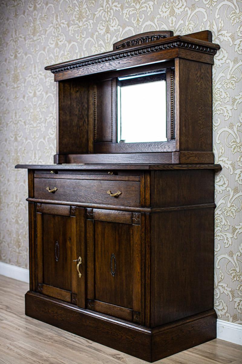 Massive Oak Sideboard from the Interwar Period with Mirror In Good Condition For Sale In Opole, PL