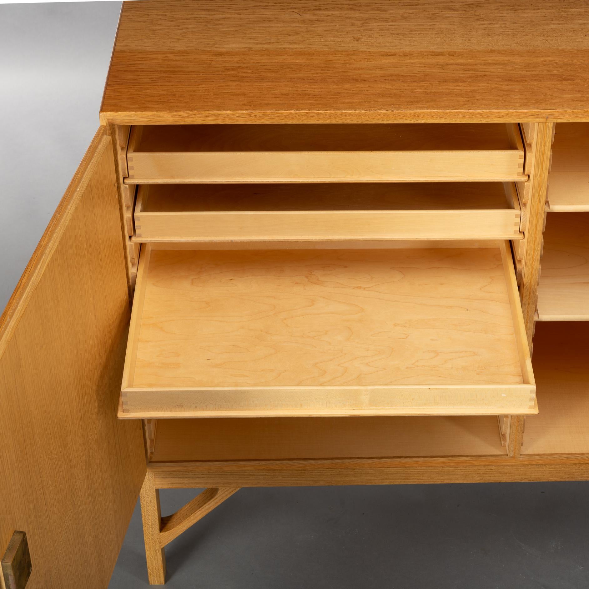 20th Century Oak Sideboard No. 232 by Børge Mogensen for FDB Mobler, 1960s