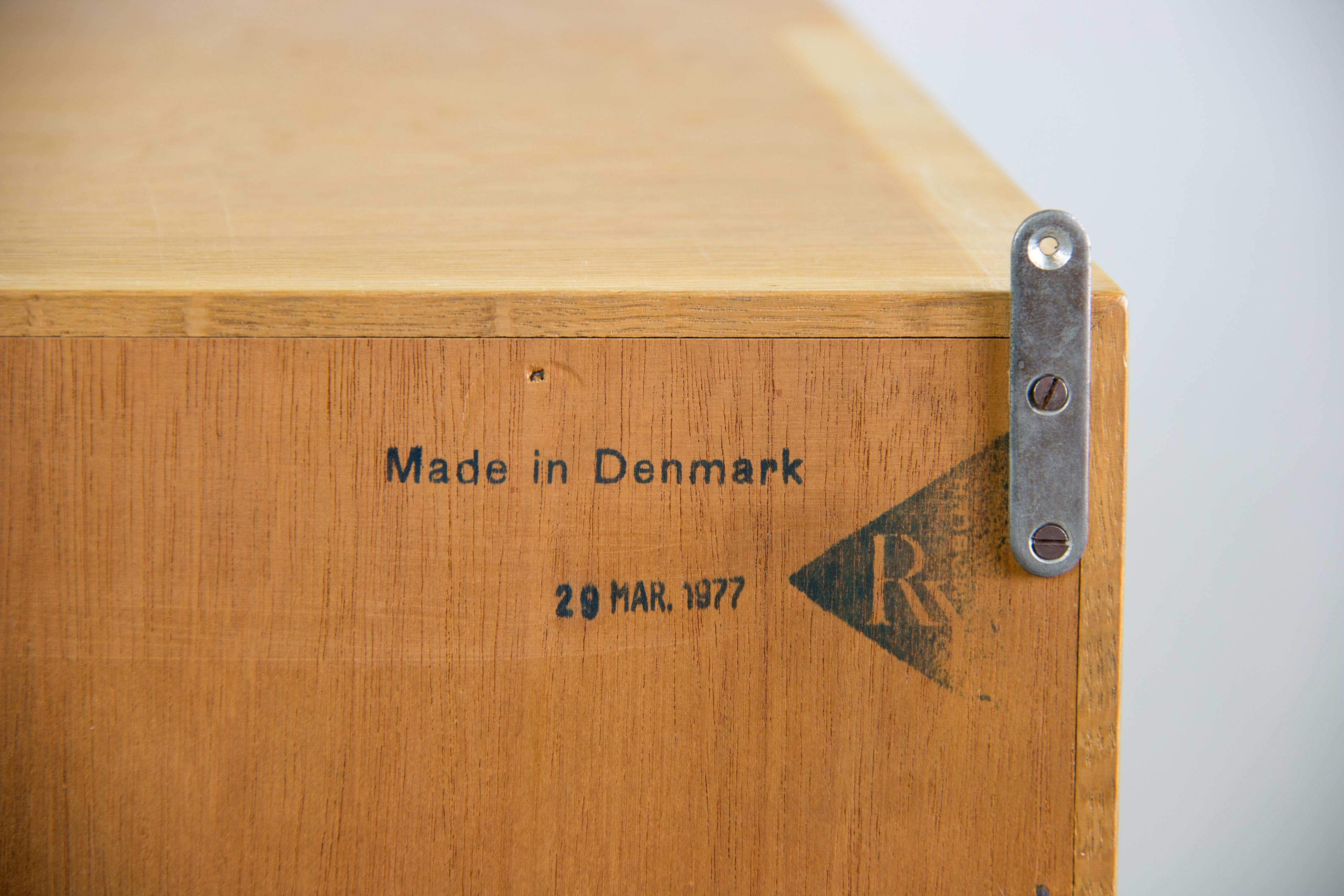 Oak Sideboard with Bookcase by Hans J. Wegner for Ry Mobler For Sale 2