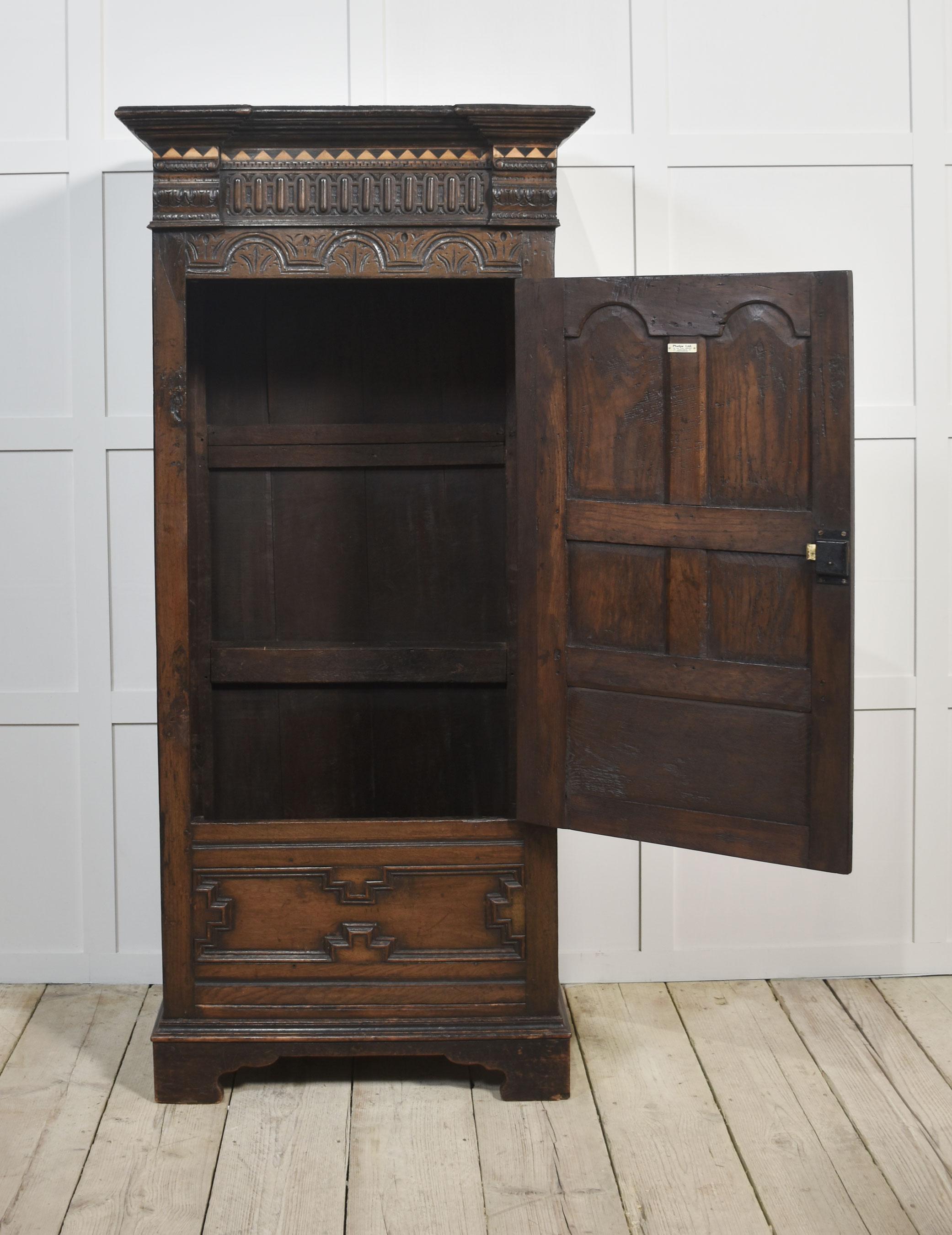 British Oak single door wardrobe For Sale