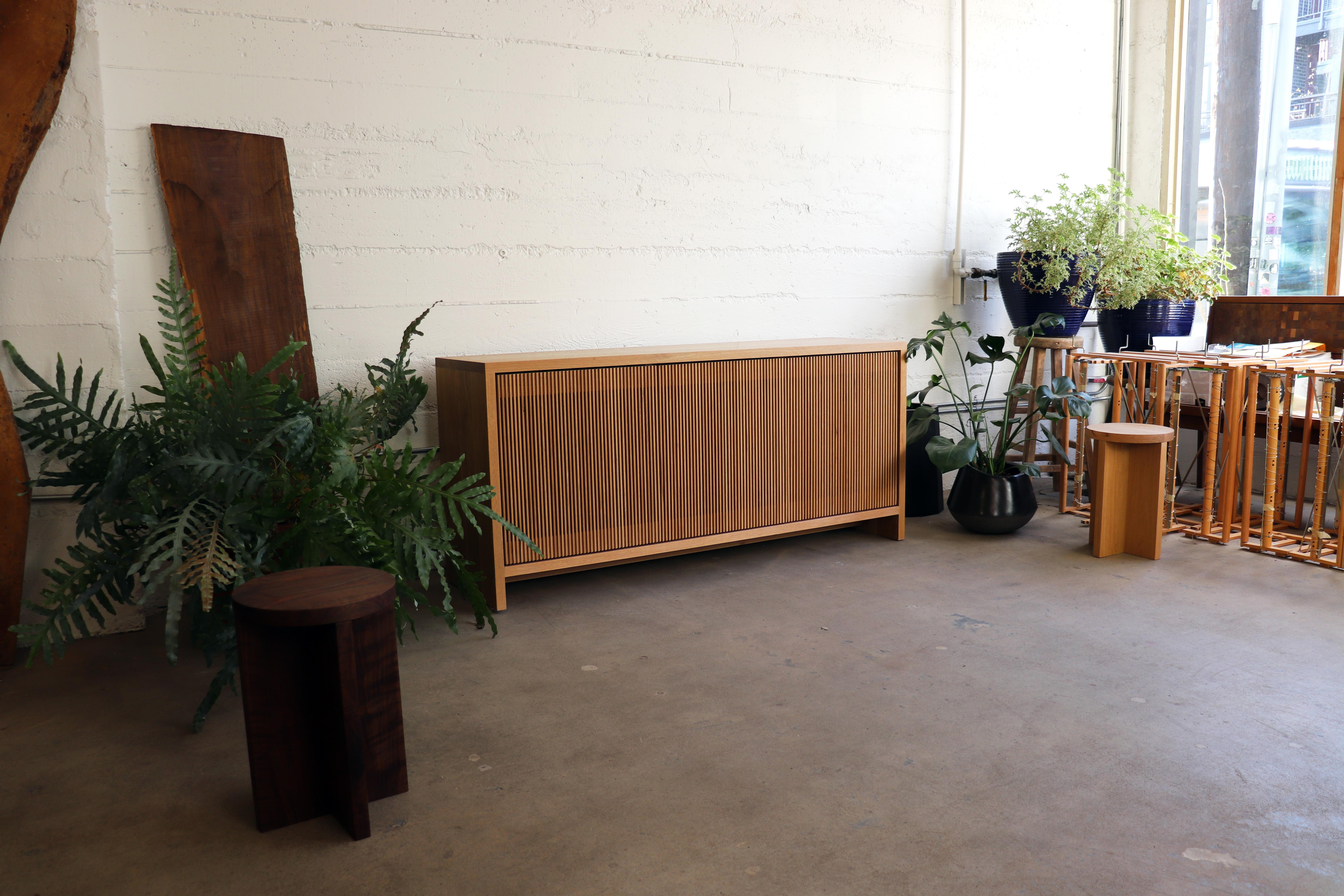 Oak Slatted Credenza / Sideboard With Record Player Hatch For Sale 4