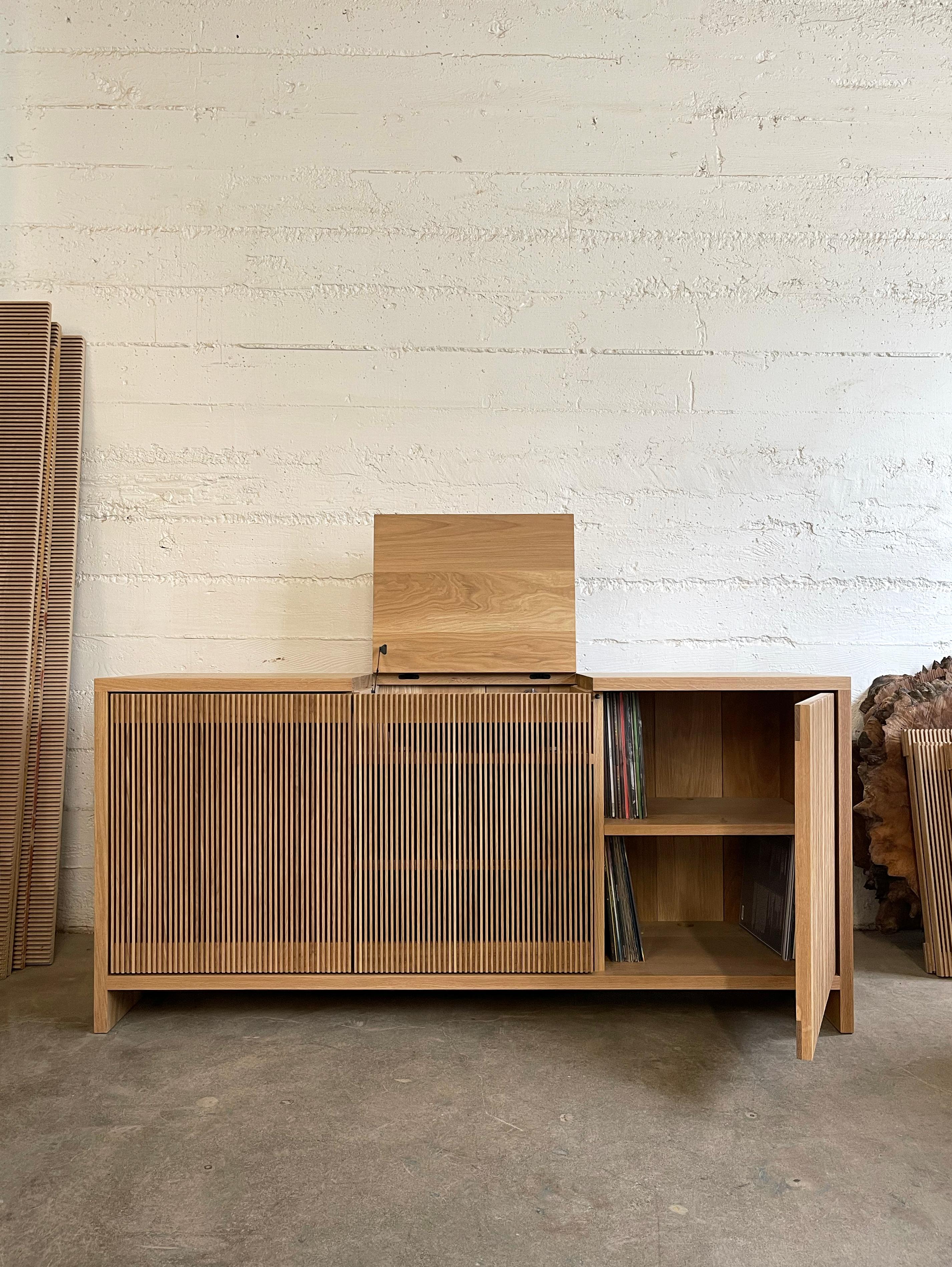 Oak Slatted Credenza / Sideboard With Record Player Hatch In New Condition For Sale In Portland, OR