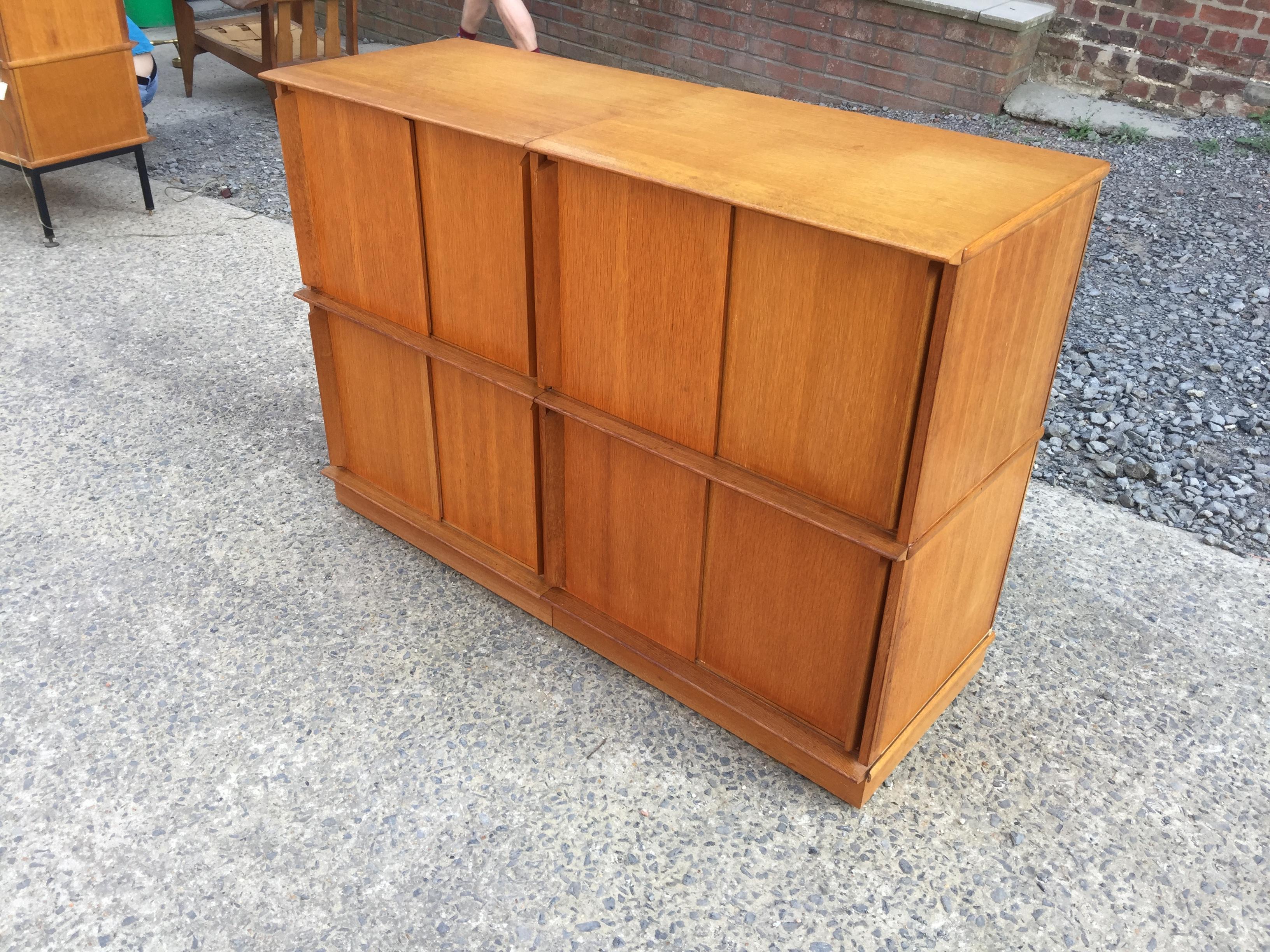 Mid-Century Modern Oak Small Bookcase with Sliding Doors by Oscar, circa 1960 For Sale