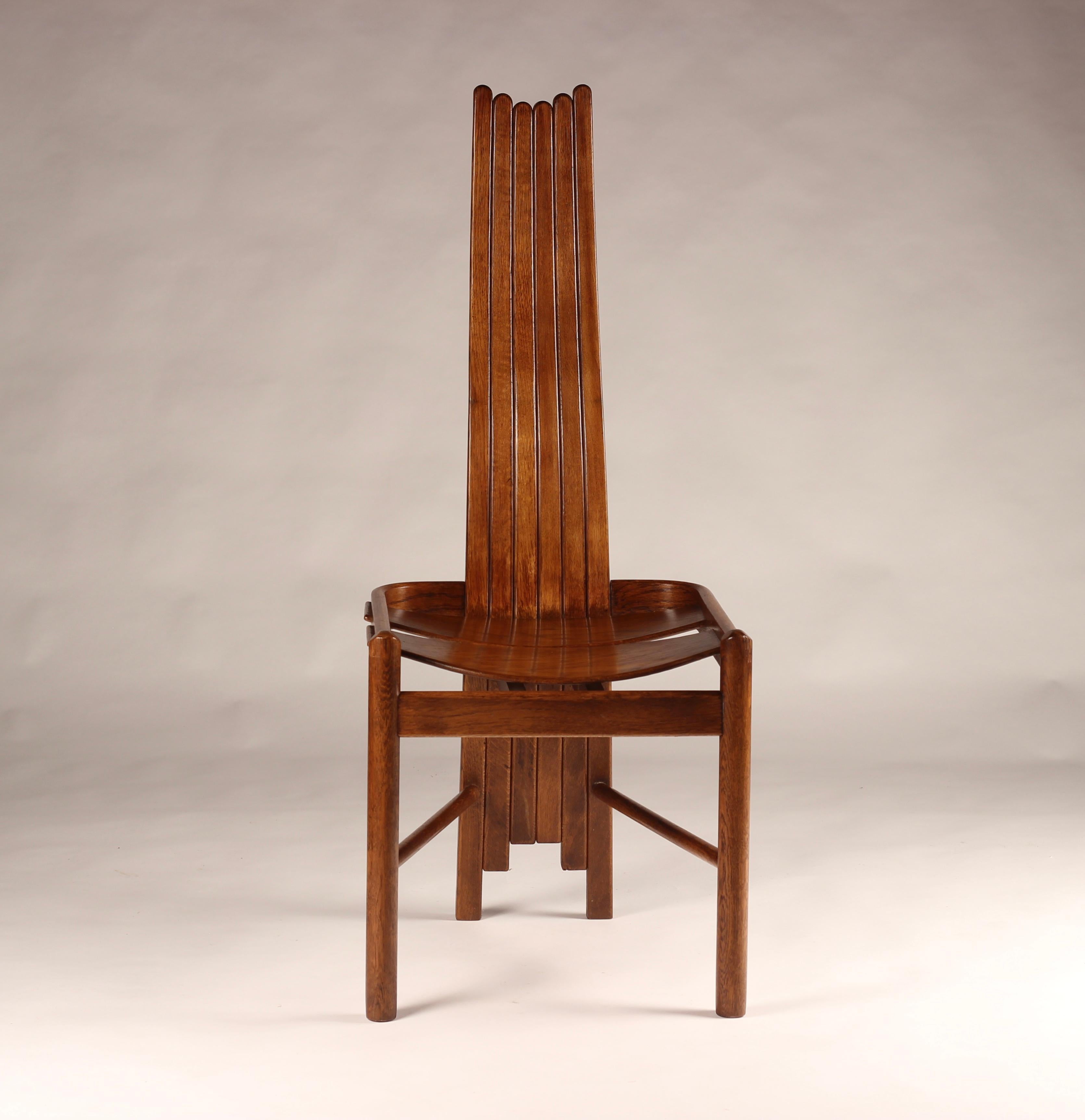 Esszimmerstühle aus gebogener Eiche im Arts and Crafts/ Art nouveau-Stil, 1900er Jahre im Angebot 3
