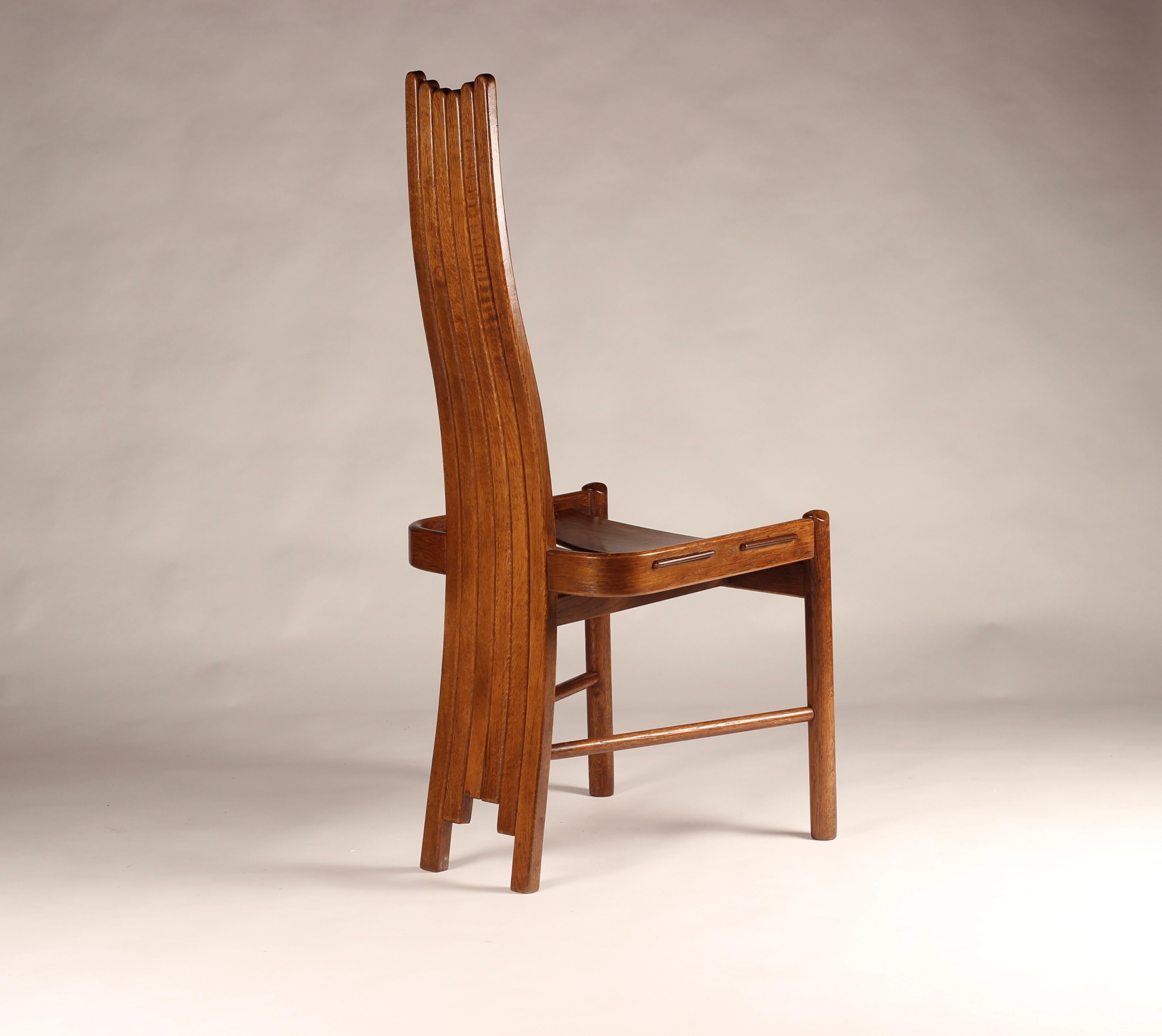 Esszimmerstühle aus gebogener Eiche im Arts and Crafts/ Art nouveau-Stil, 1900er Jahre (Eichenholz) im Angebot