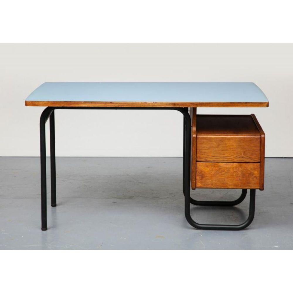 Schreibtisch aus Eiche, Stahl und Laminat von Robert Charroy, um 1955 im Zustand „Gut“ im Angebot in New York City, NY