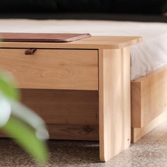 Eichenholzhocker mit Schublade / Nachttisch - HOL JR.