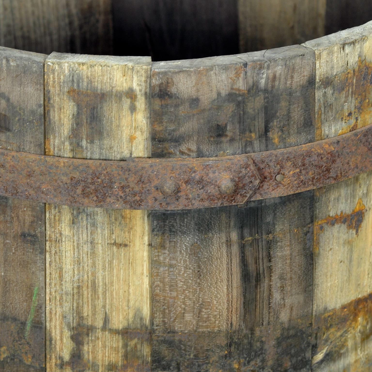 Eichenholz-Lagerfass/Pflanzgefäß, um 1910 im Zustand „Gut“ im Angebot in Amsterdam, Noord Holland