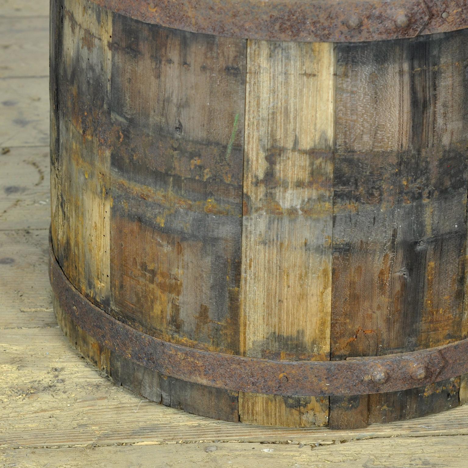 Eichenholz-Lagerfass/Pflanzgefäß, um 1910 (Frühes 20. Jahrhundert) im Angebot