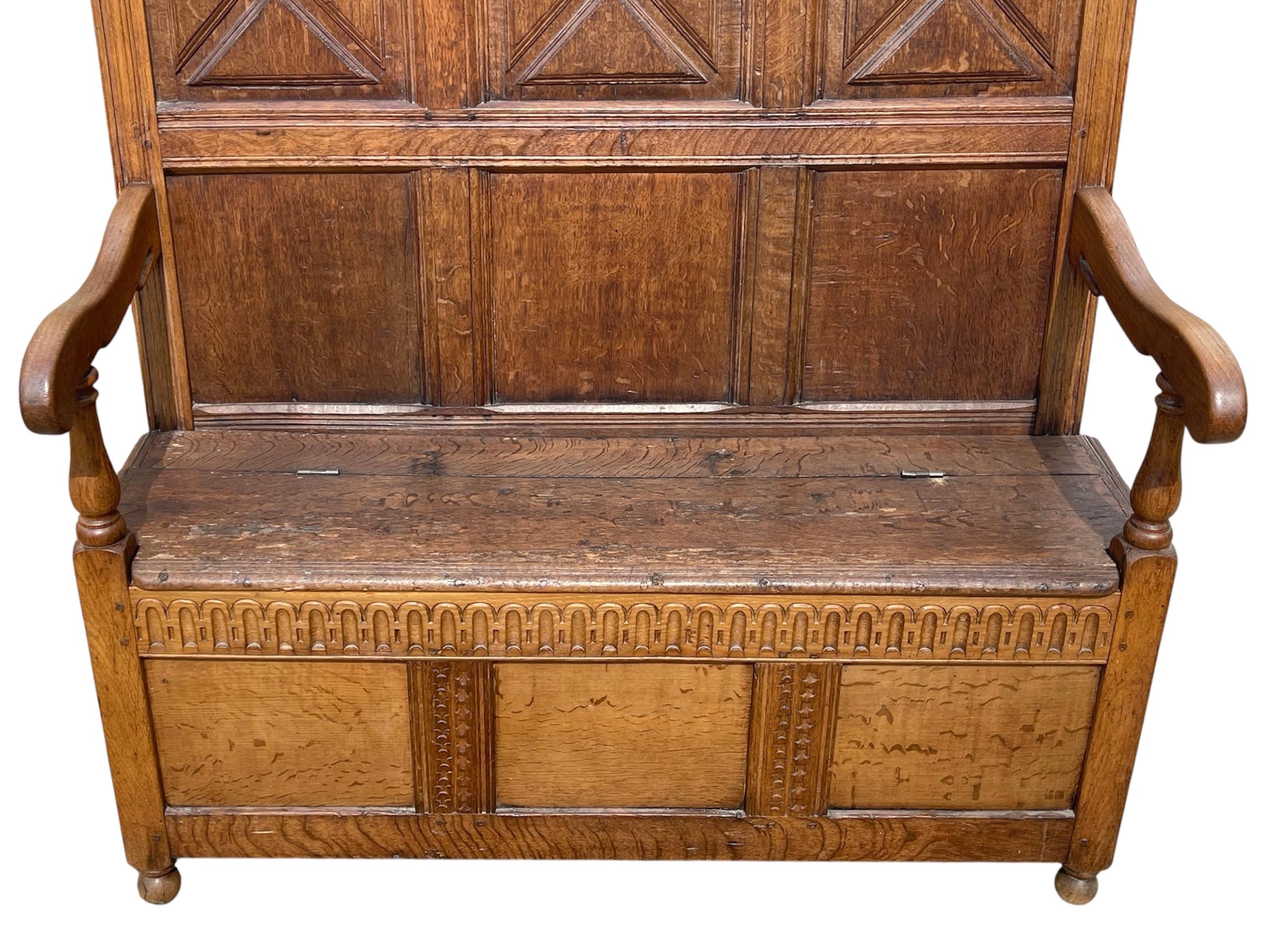 19th Century Oak Storage Bench, XIXth For Sale