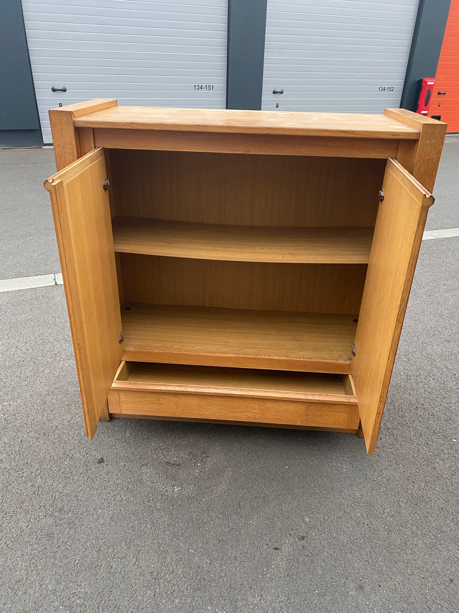 Oak Storage Cabinet, circa 1970 In Good Condition For Sale In Saint-Ouen, FR