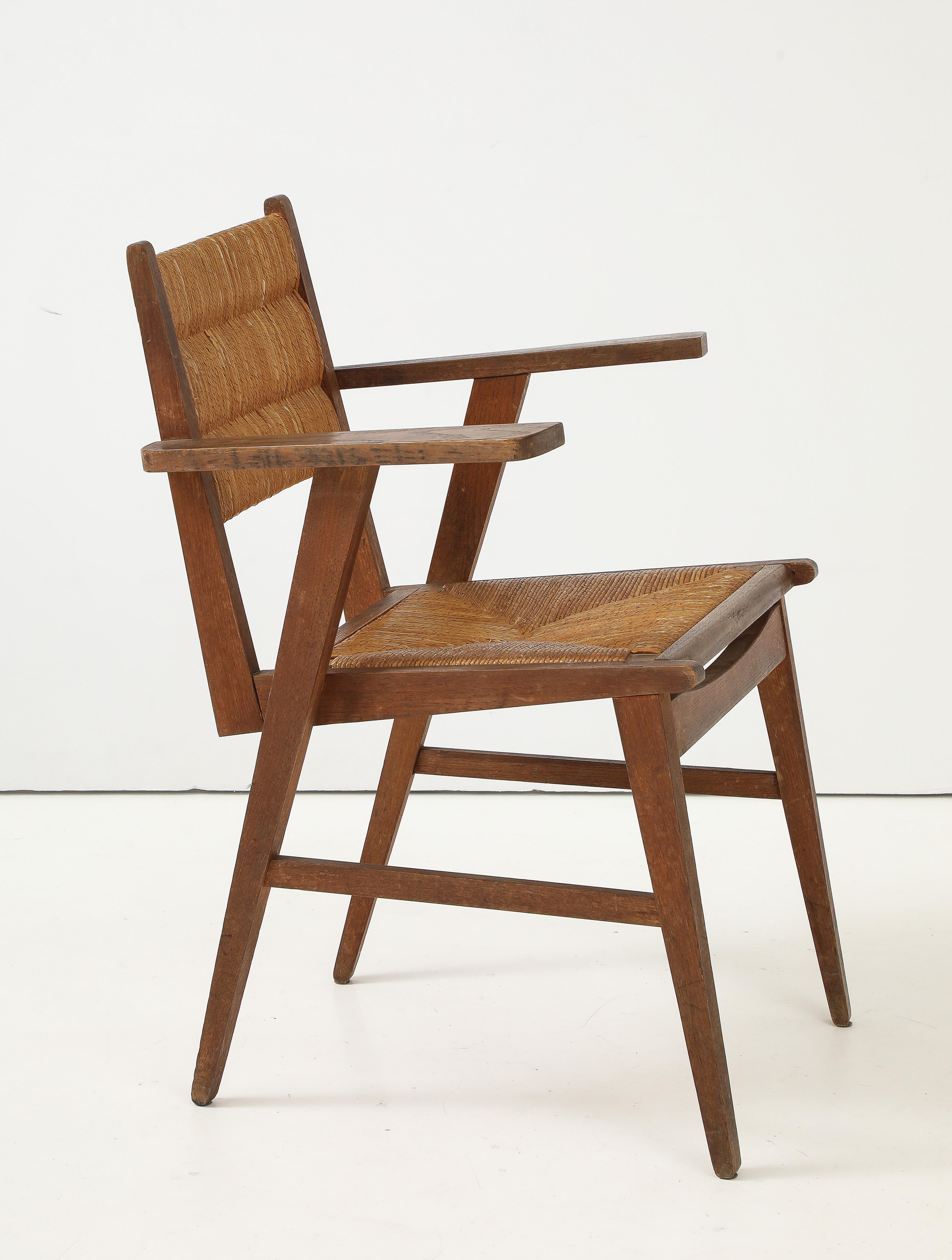 Französischer Sessel der Moderne aus Eiche und Stroh, Frankreich, um 1950 im Angebot 9