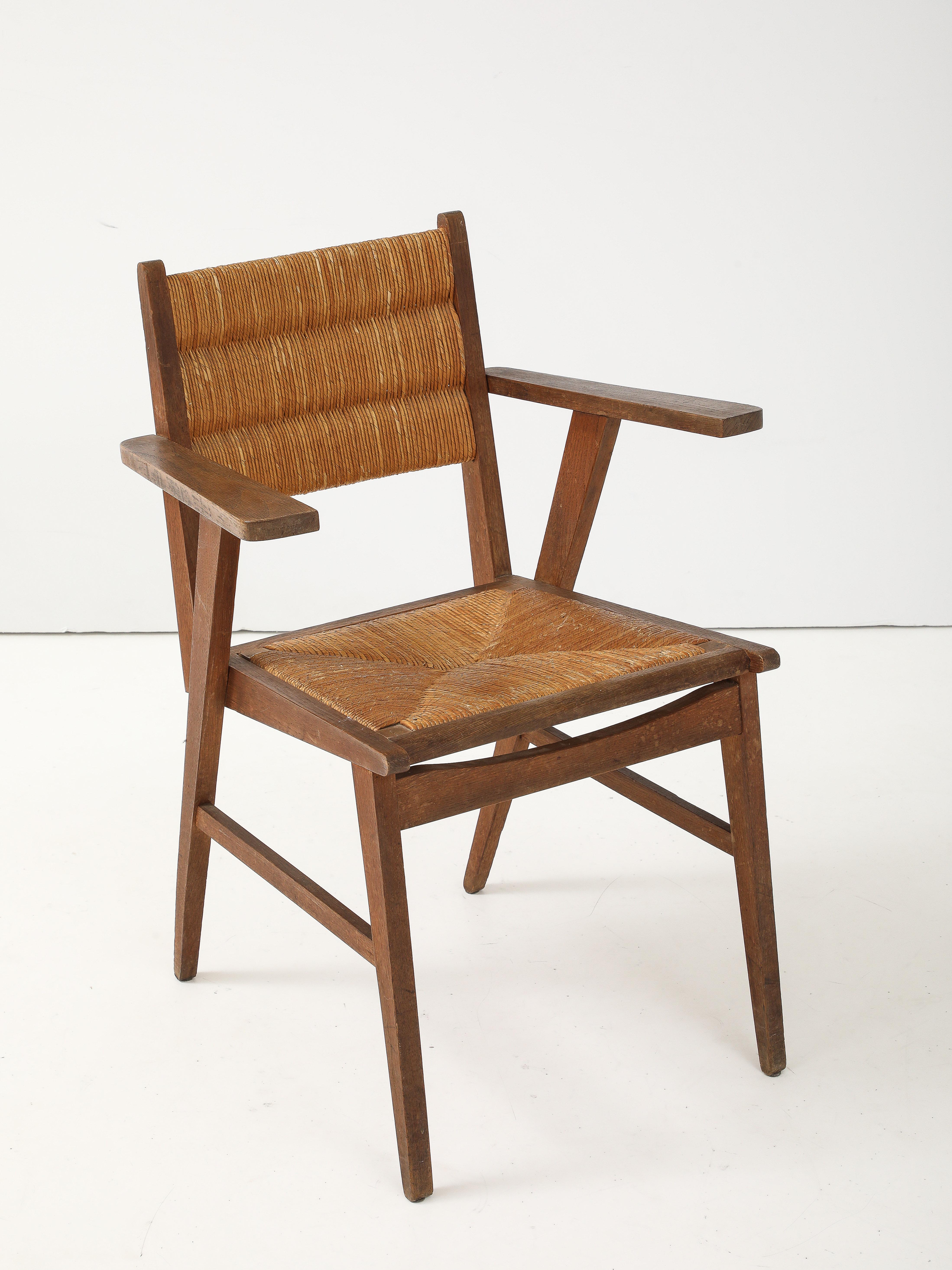 Französischer Sessel der Moderne aus Eiche und Stroh, Frankreich, um 1950 im Angebot 11