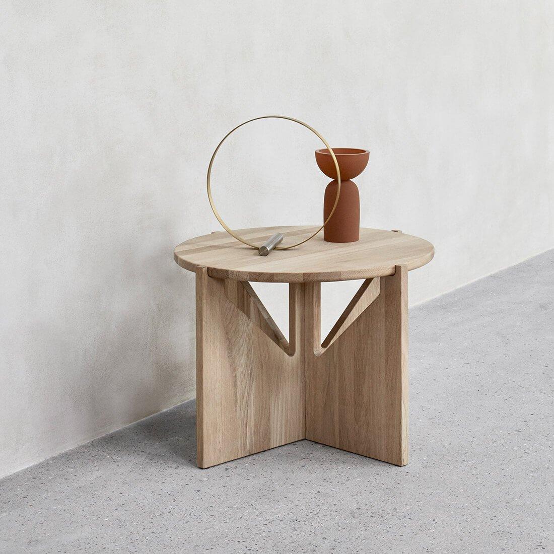 Huilé Table en chêne de Kristina Dam Studio en vente