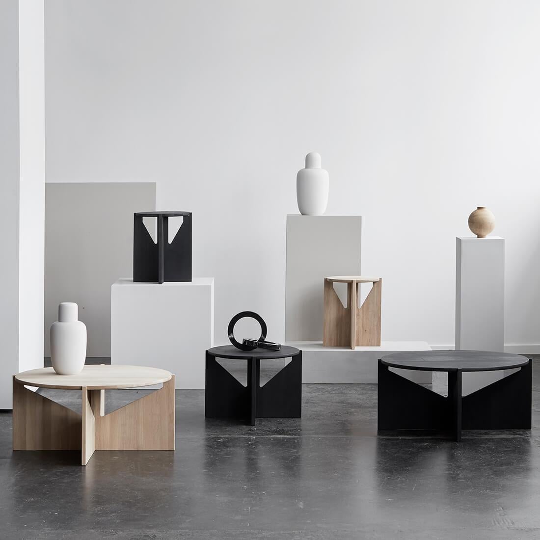 XXIe siècle et contemporain Table en chêne de Kristina Dam Studio en vente