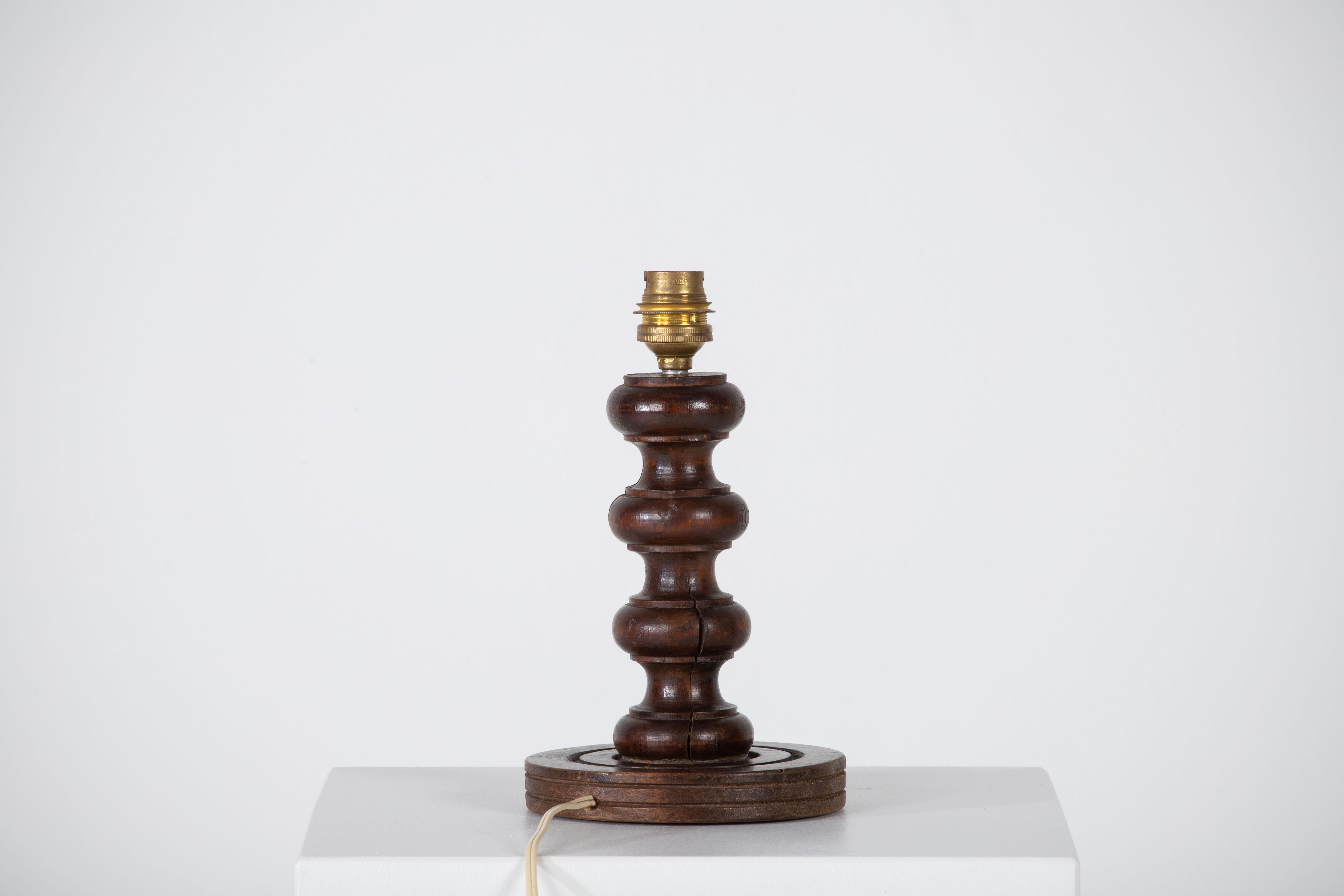 Oak Table Lamp, France, 1950 For Sale 3