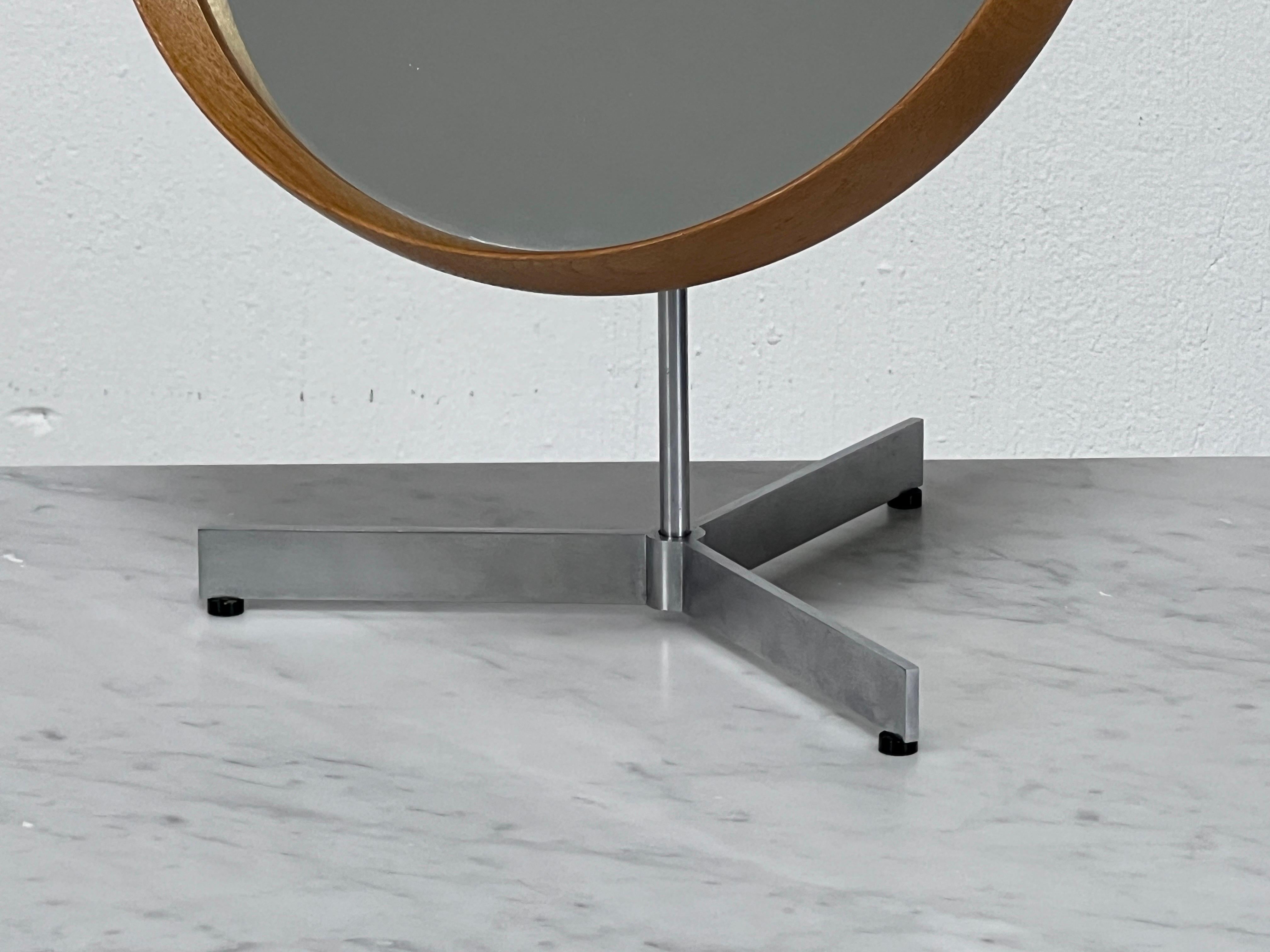 Oak Table Mirror by Uno & Östen Kristiansson for Luxus of Sweden, 1960s In Good Condition For Sale In Dallas, TX