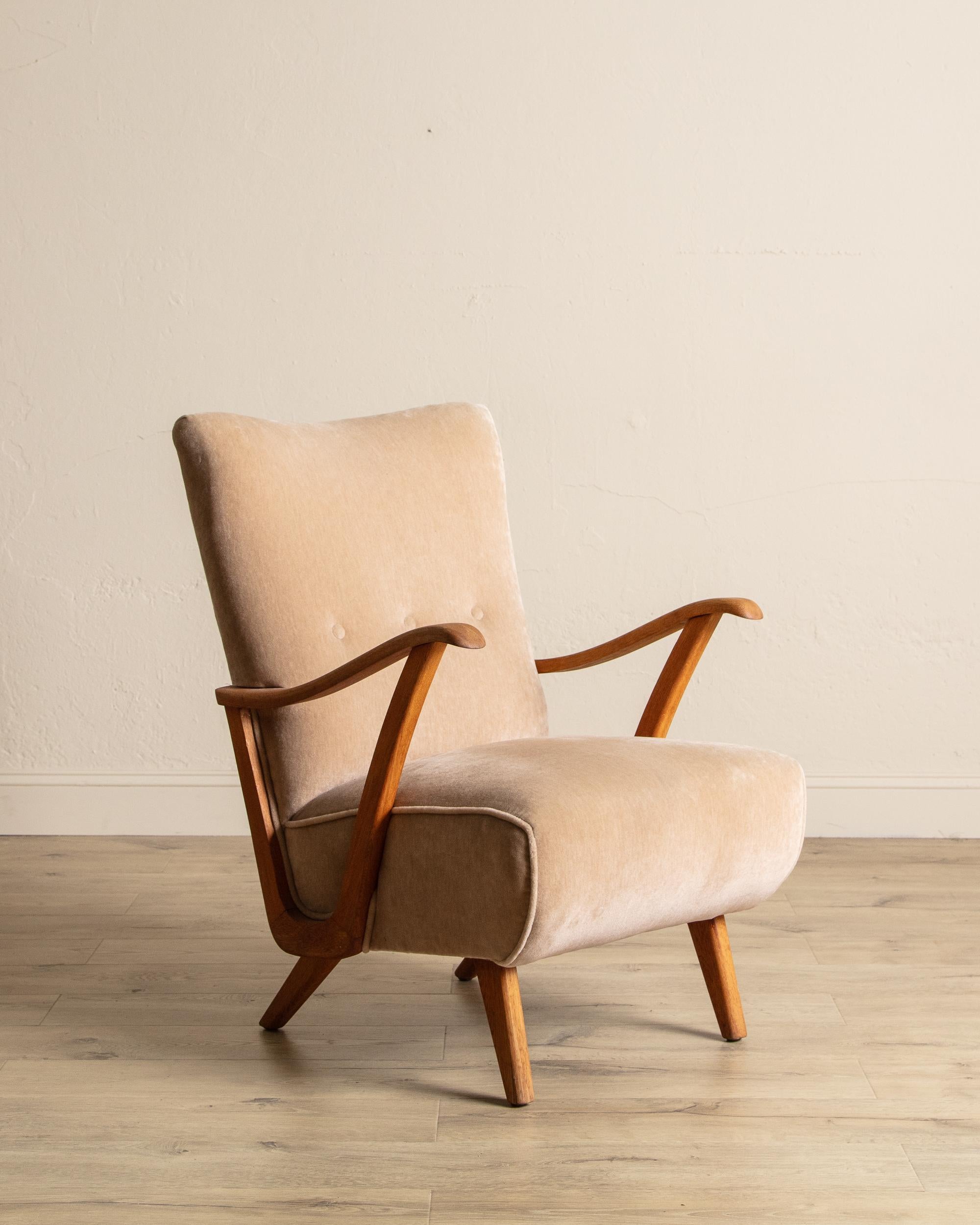 Eiche & Taupe Mohair Lounge Chair, Schweden, 1940er Jahre im Angebot 3