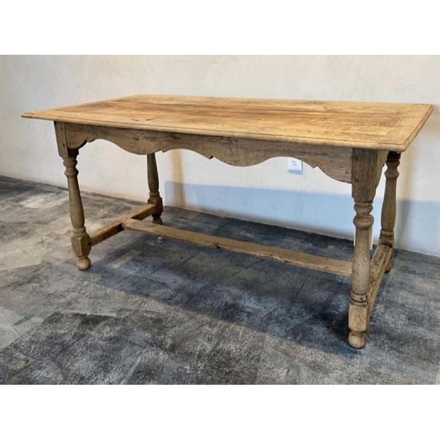 Oak Trestle Table, FR-1085 In Good Condition For Sale In Scottsdale, AZ