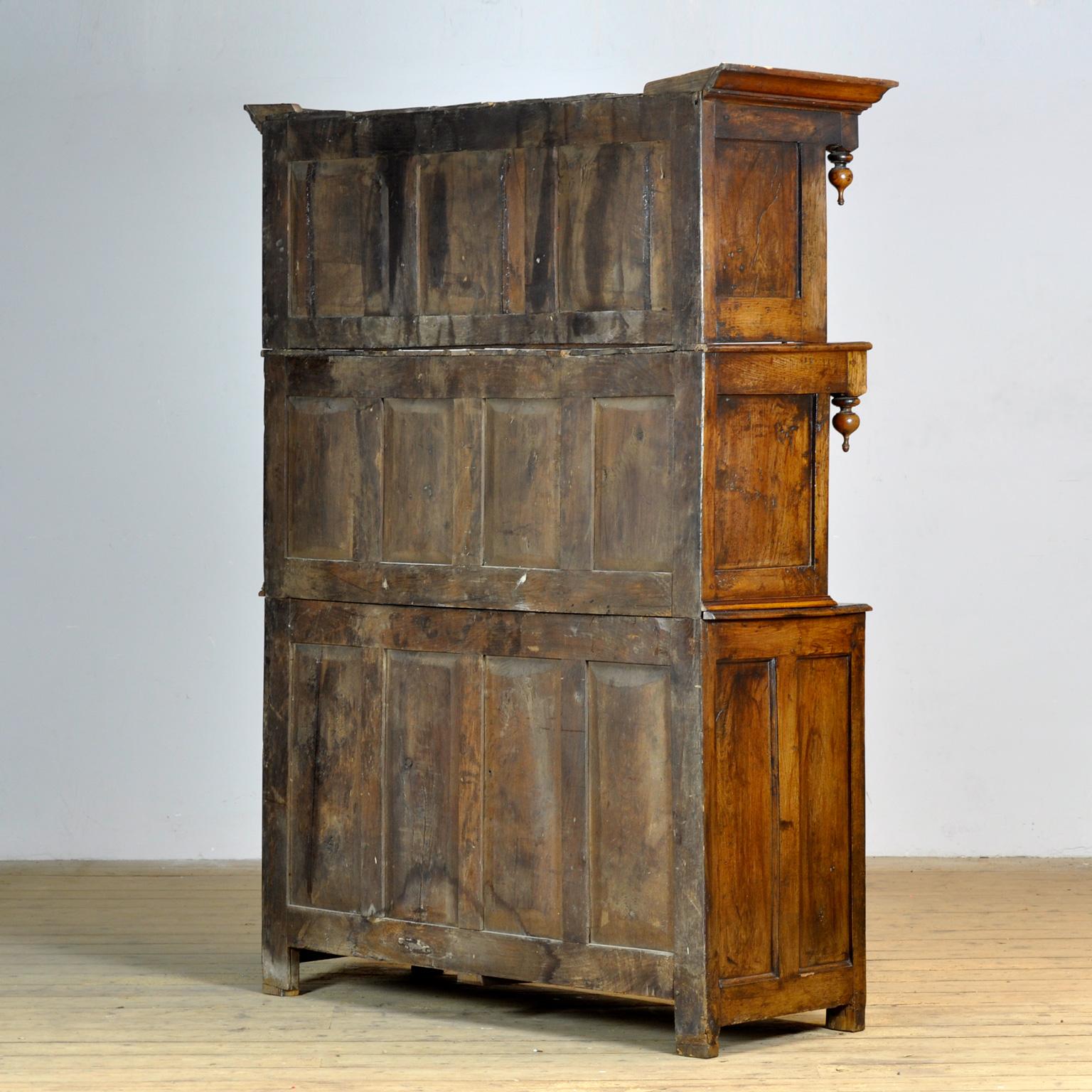 Armadio tridarn di Oak, 1710 circa in vendita 13